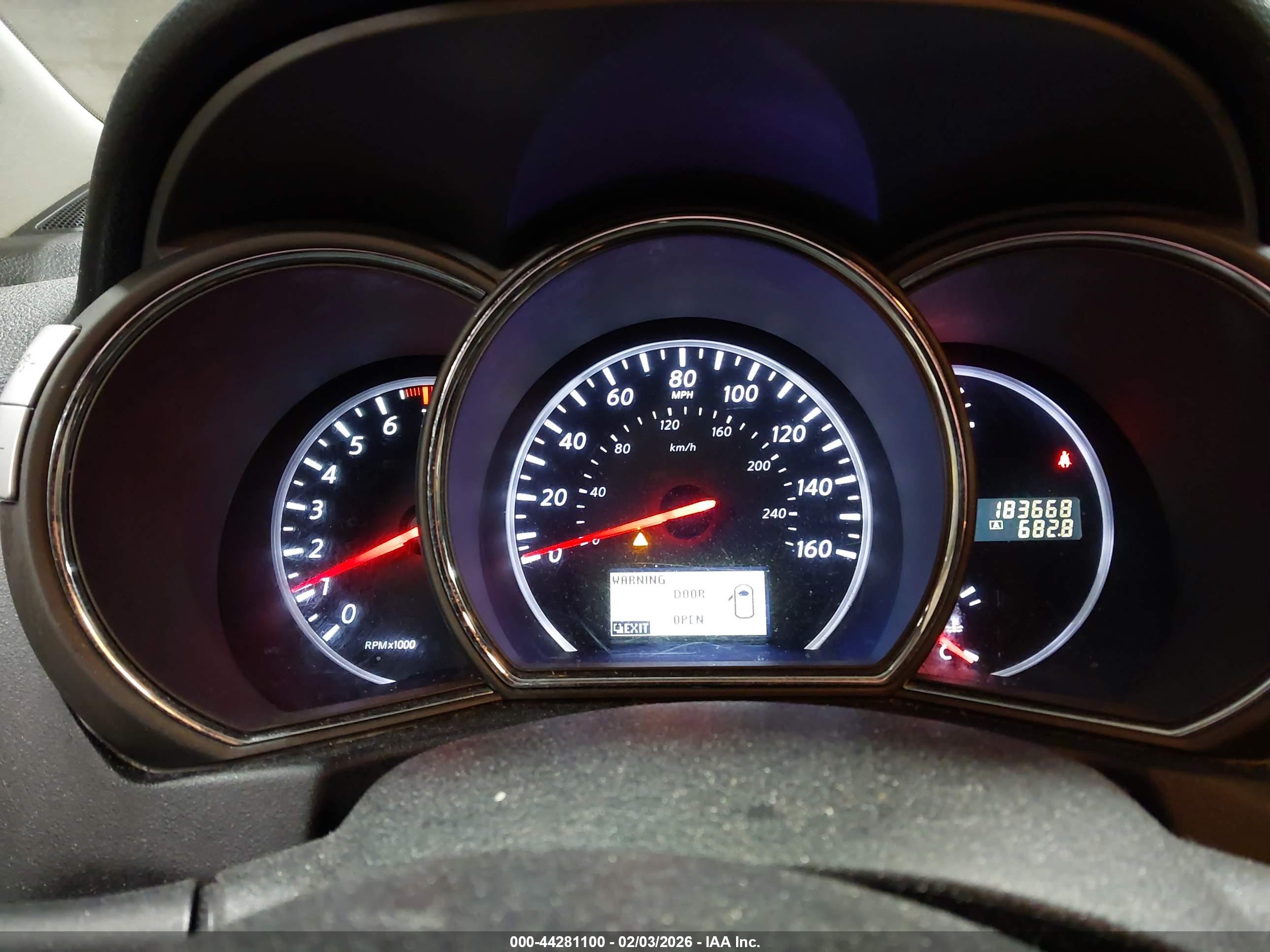 NISSAN MURANO image 7