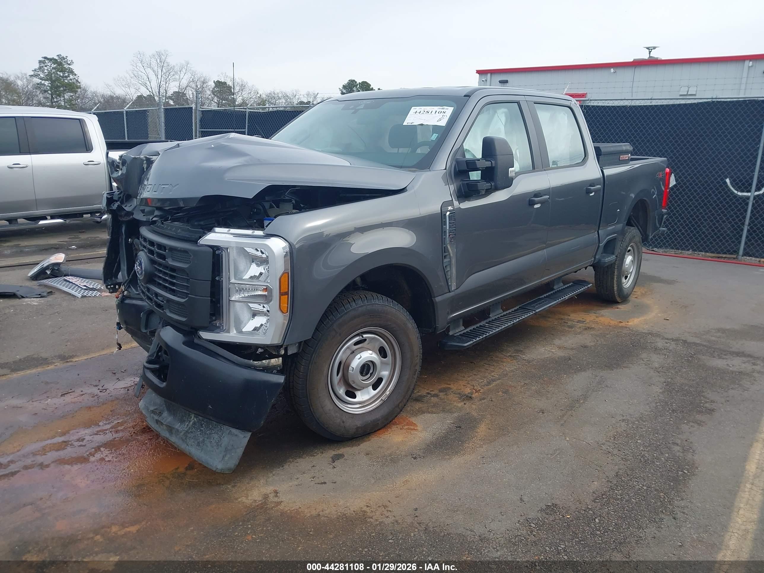 FORD F-250 image 2