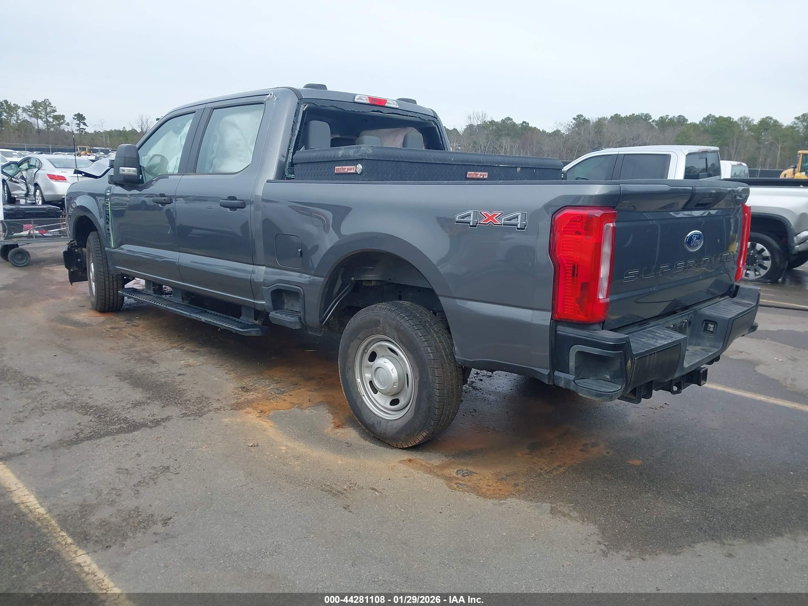 FORD F-250 image 3