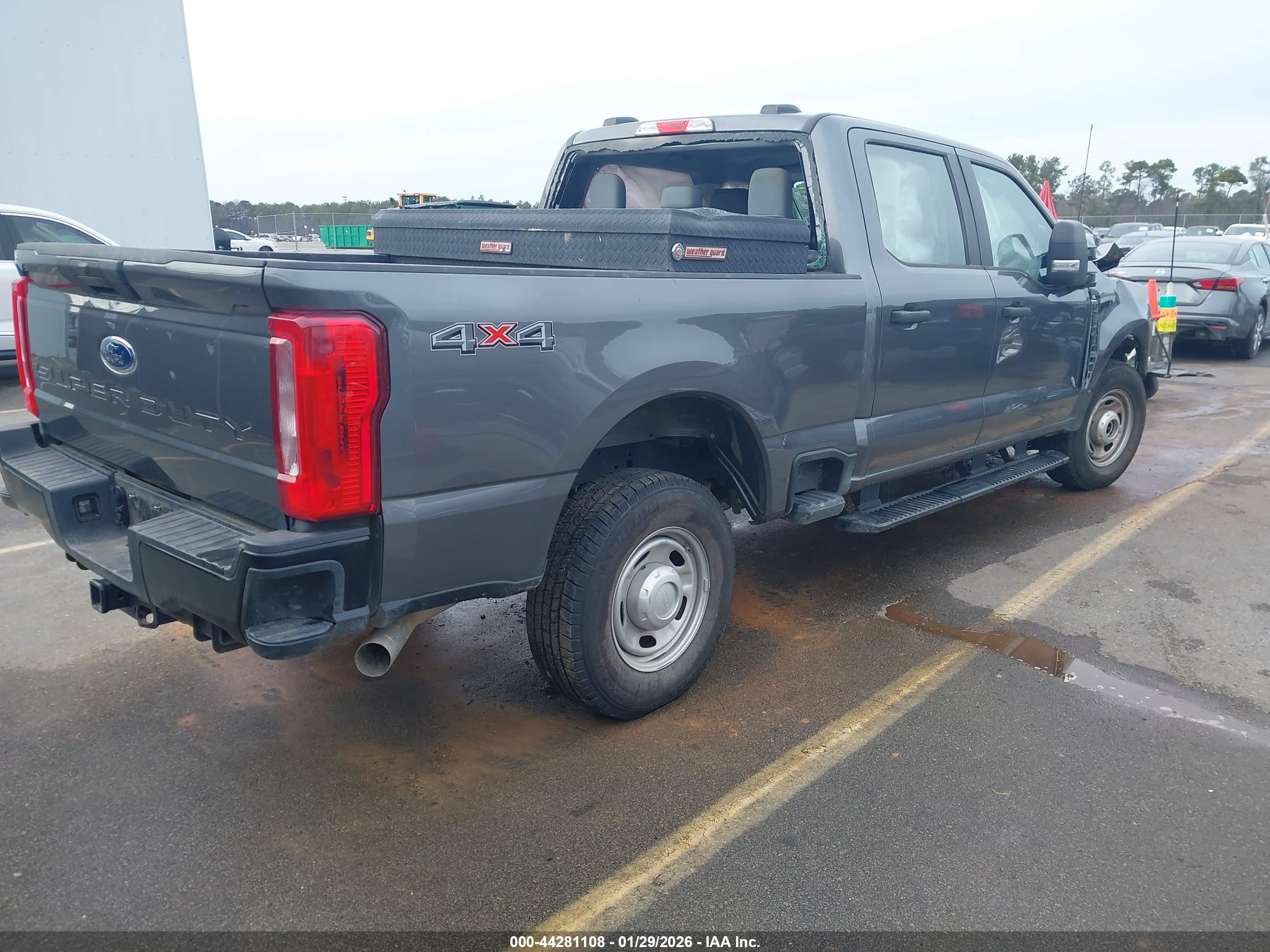 FORD F-250 image 4