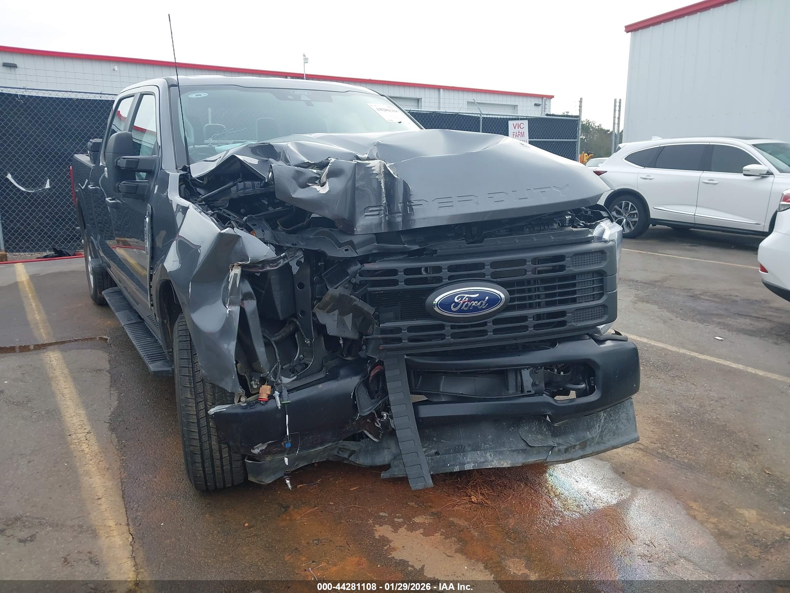 FORD F-250 image 6