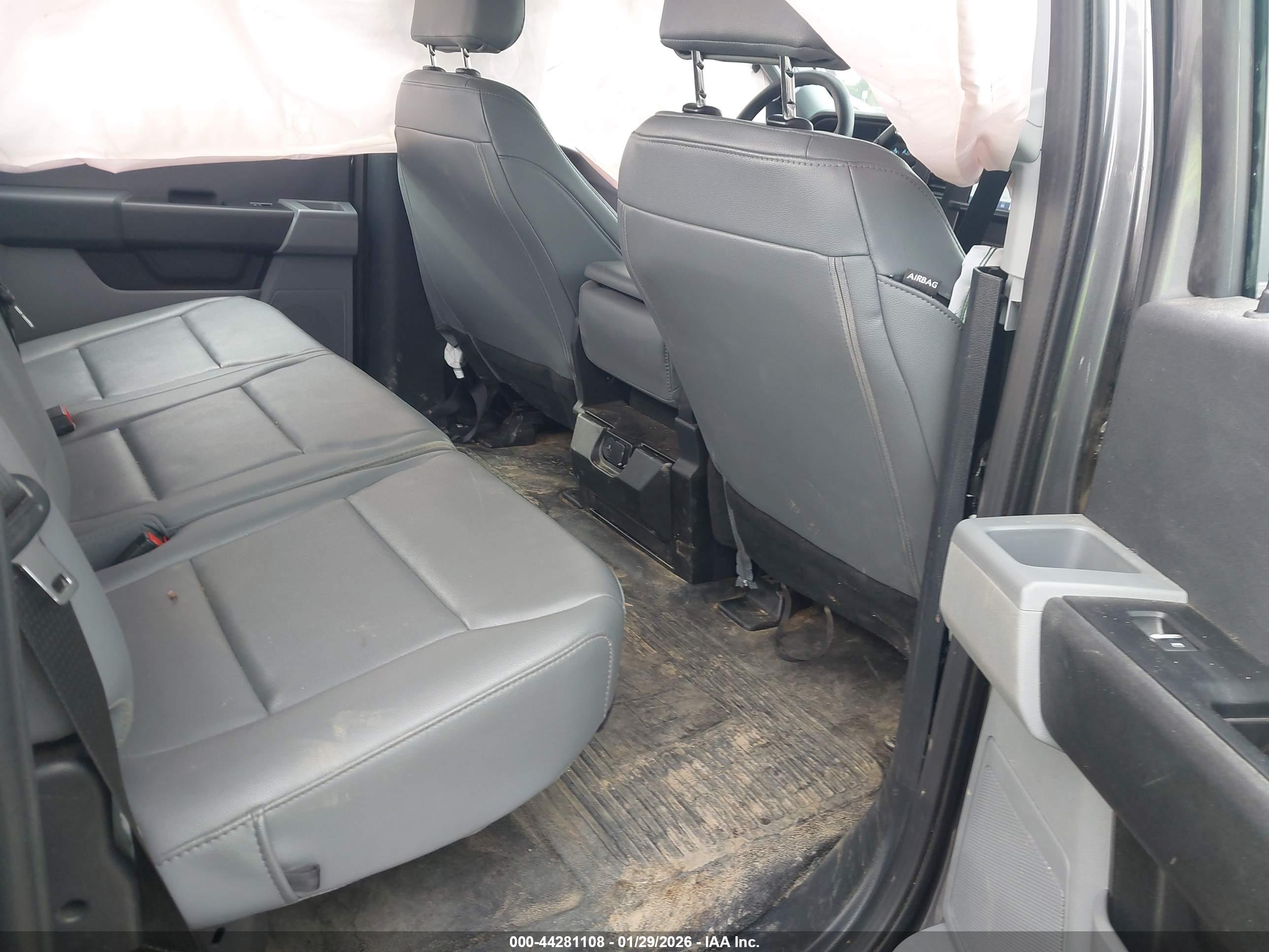 FORD F-250 image 8