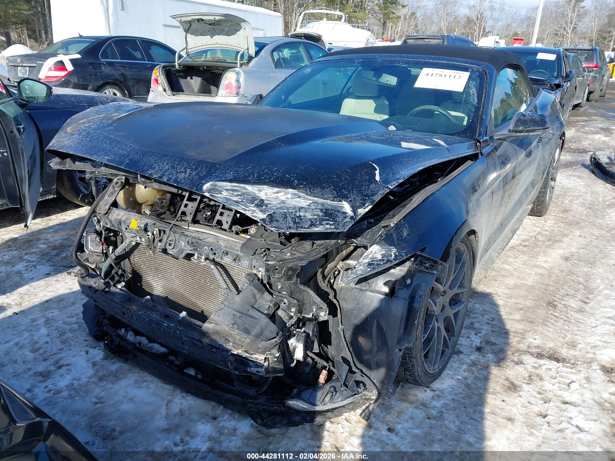 FORD MUSTANG image 6