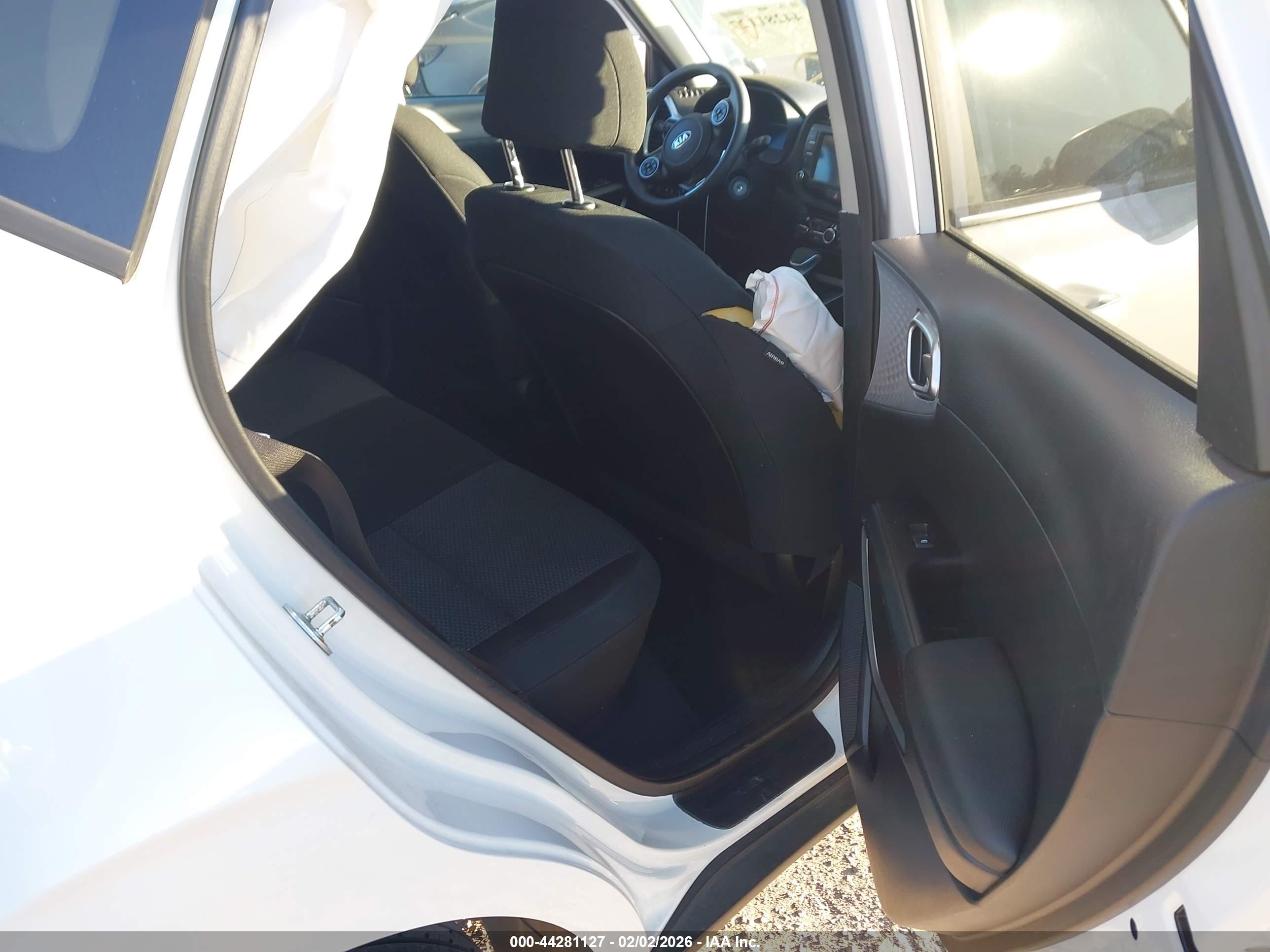 KIA SOUL image 8