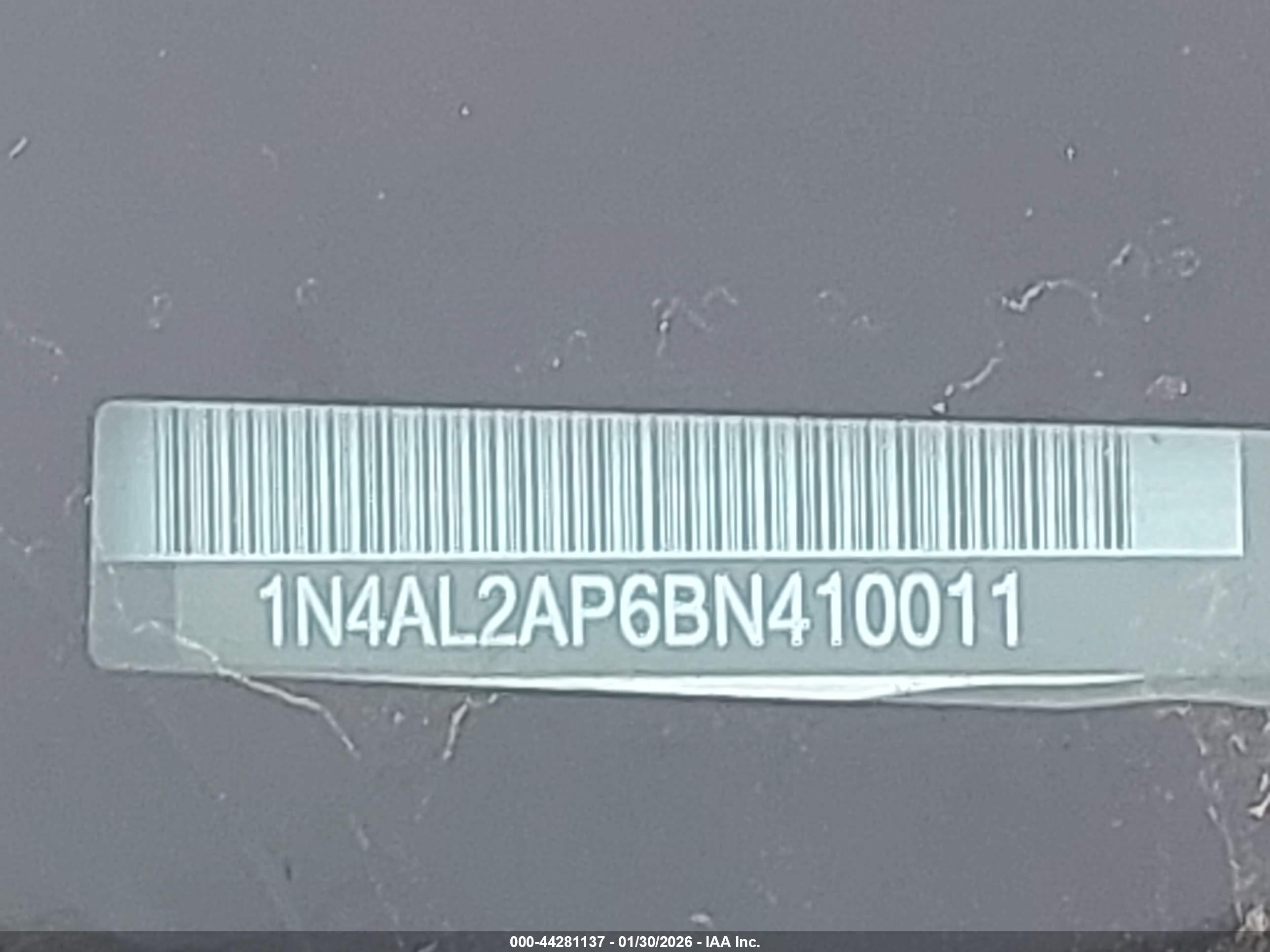 NISSAN ALTIMA image 9