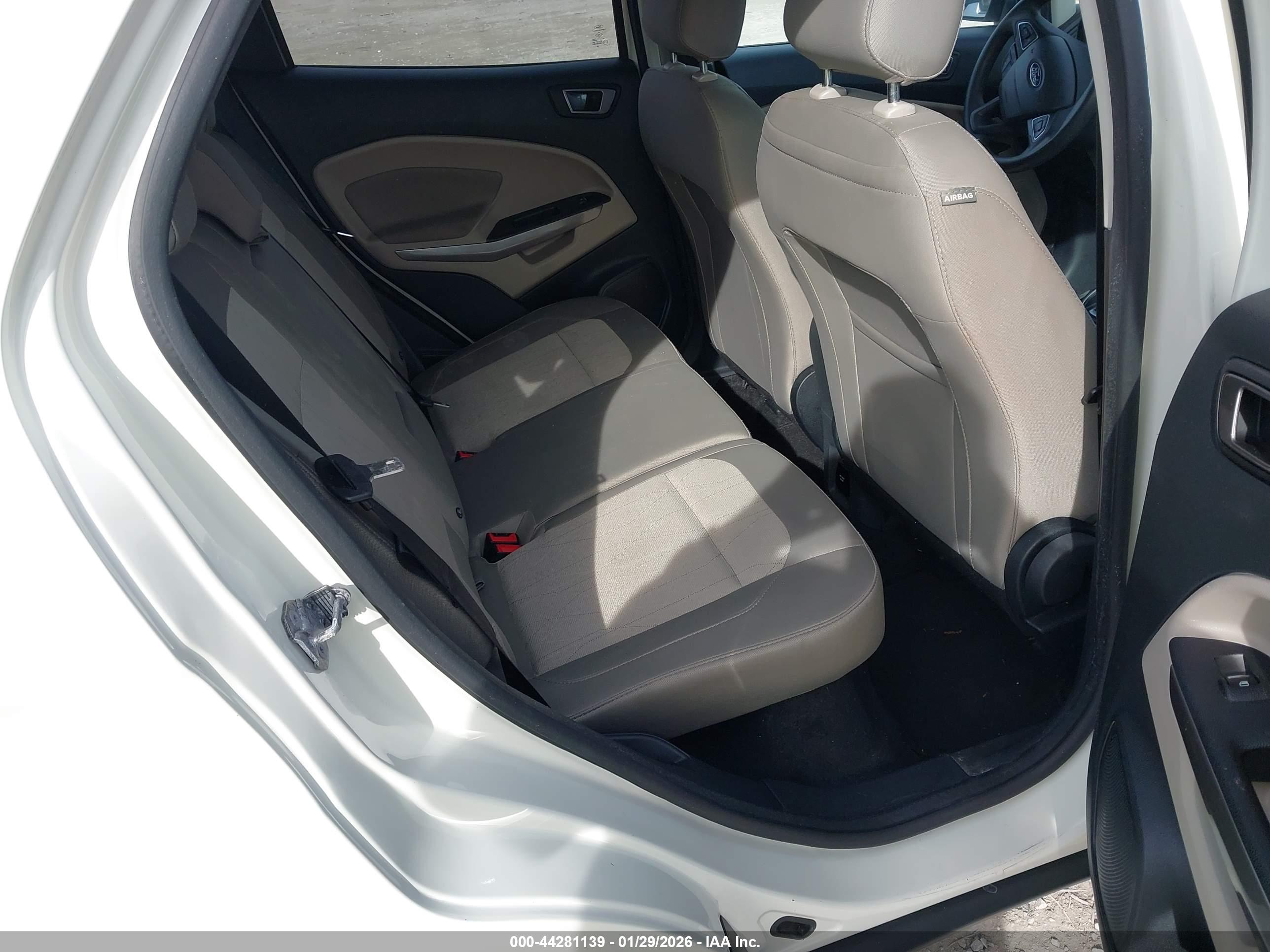 FORD ECOSPORT image 8