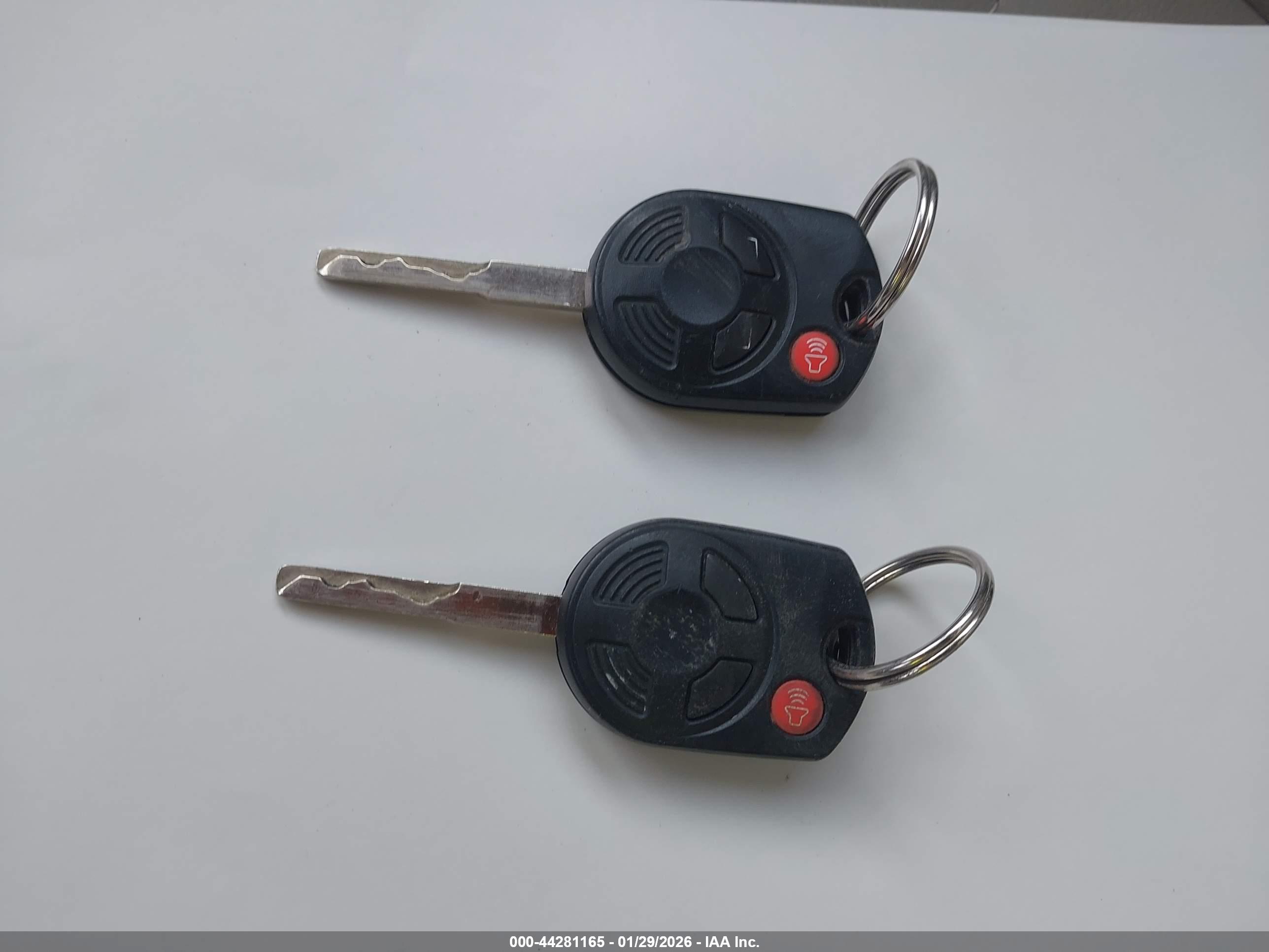 FORD ESCAPE image 11