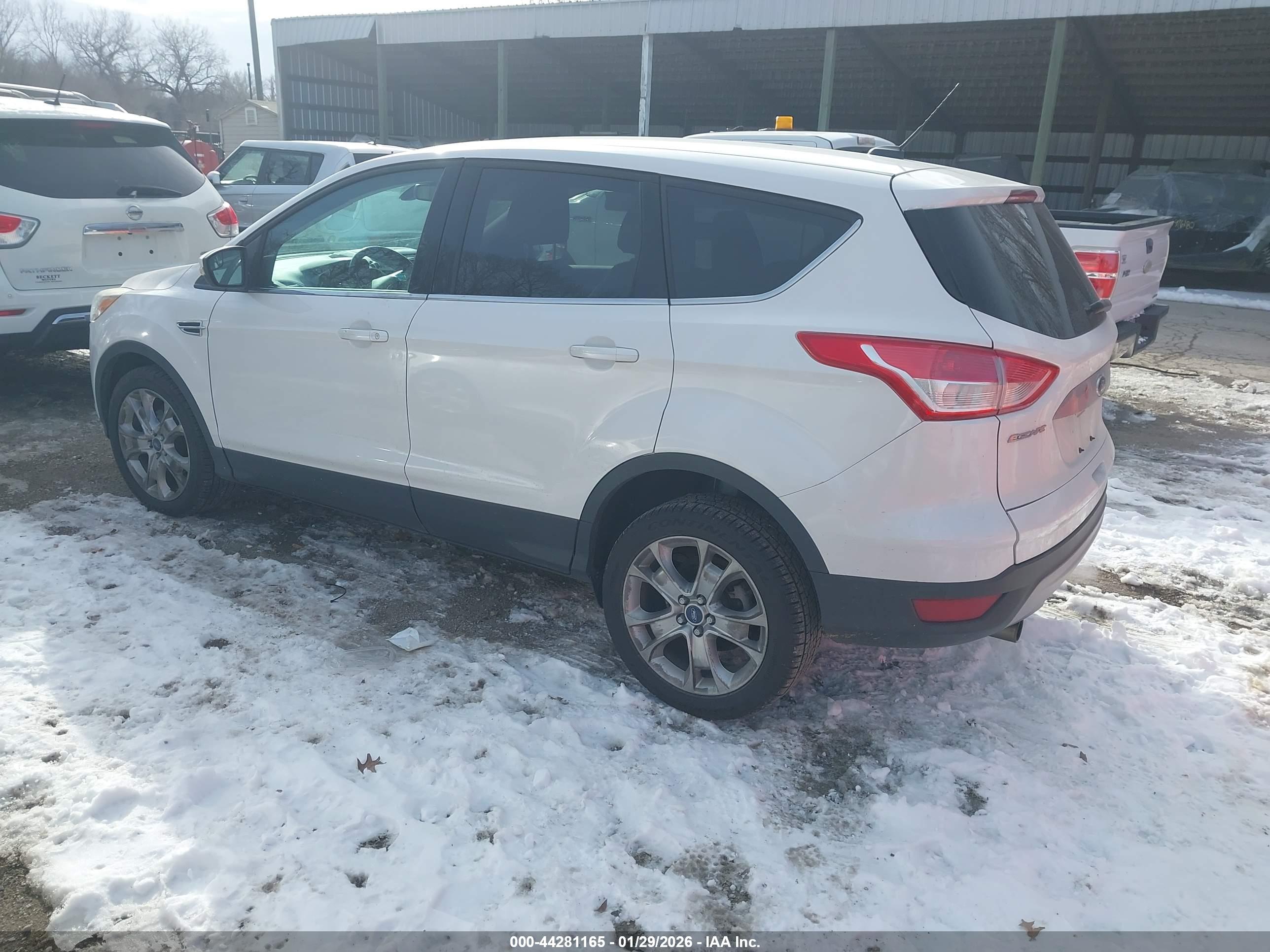 FORD ESCAPE image 3