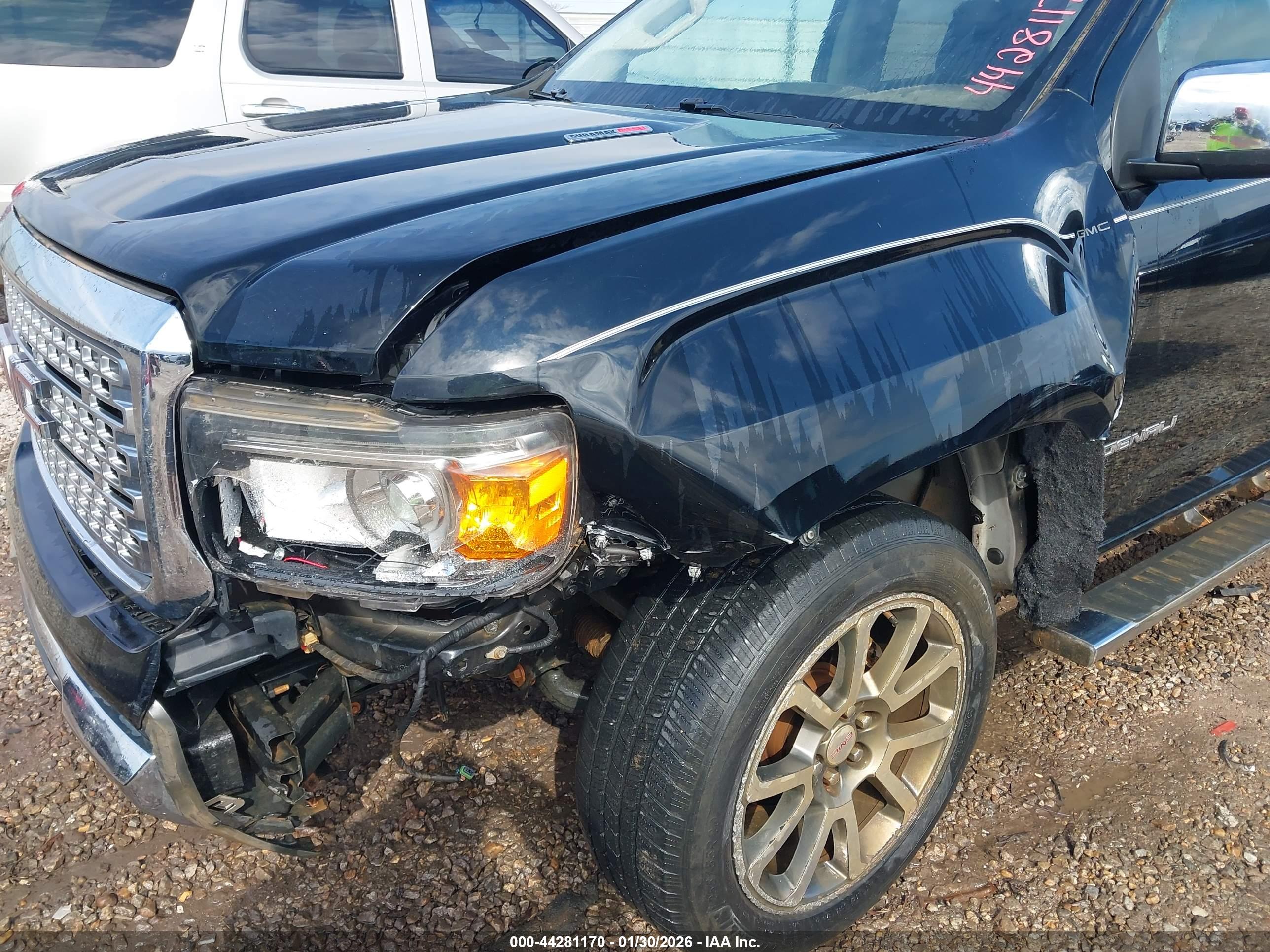 GMC CANYON image 6