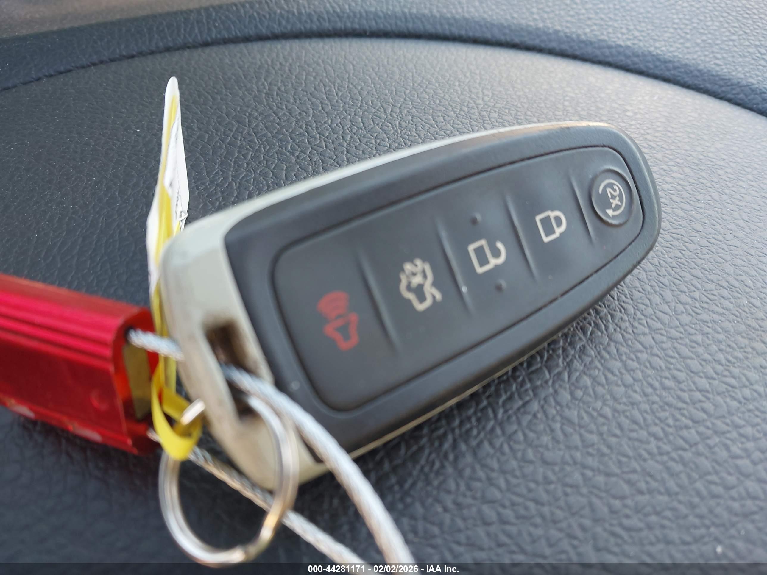 FORD EXPEDITION image 11