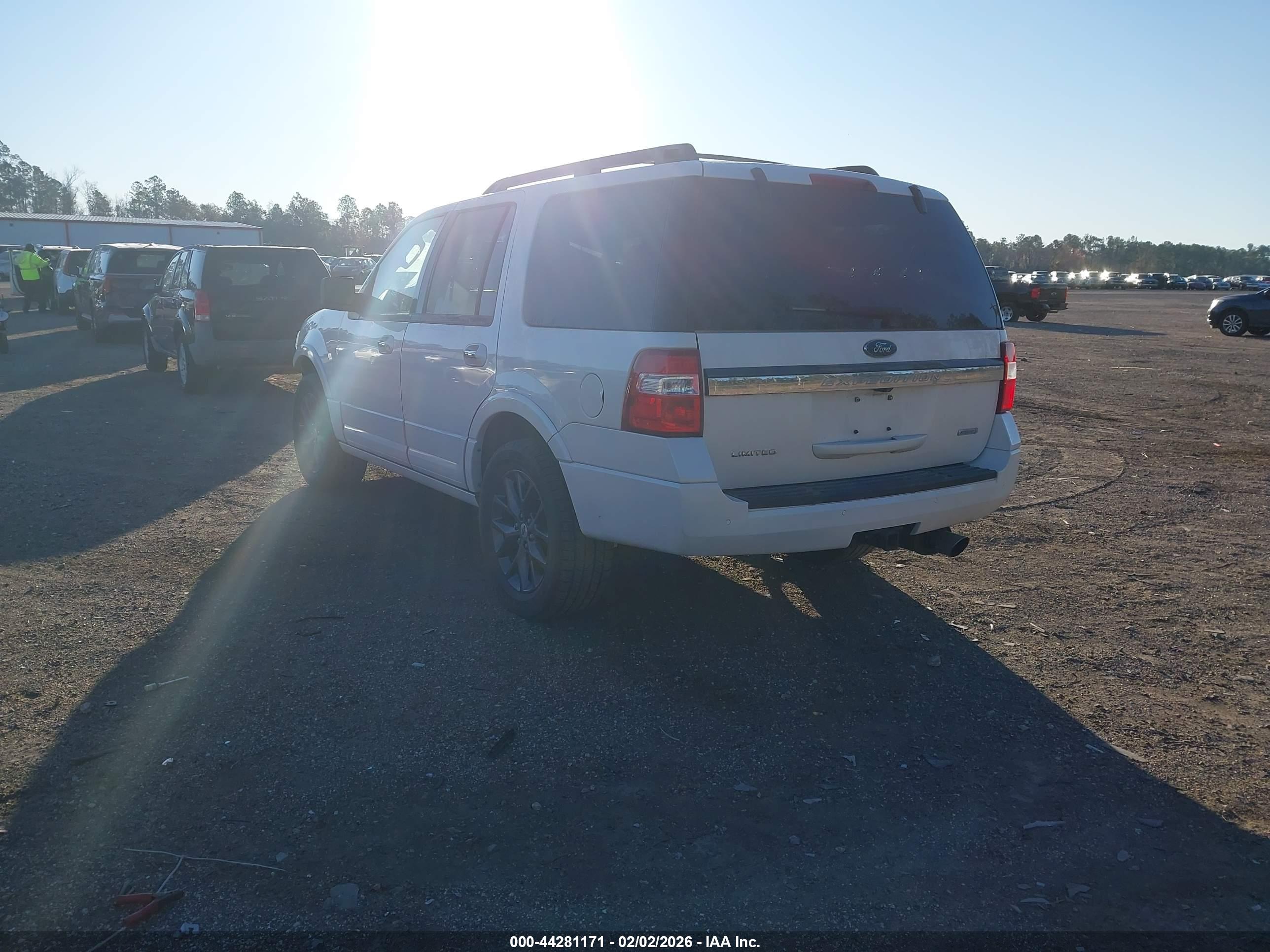FORD EXPEDITION image 3