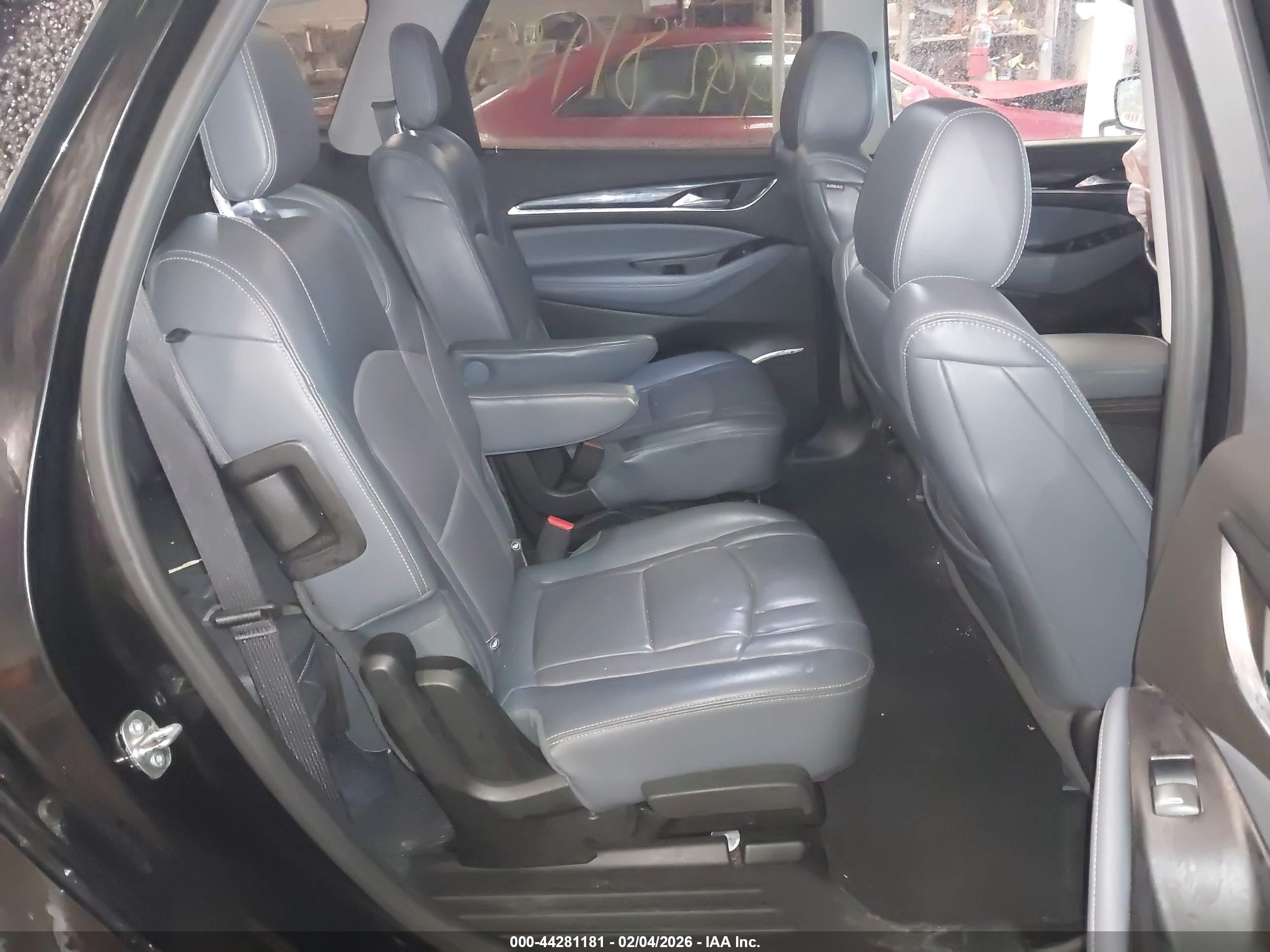 BUICK ENCLAVE image 8