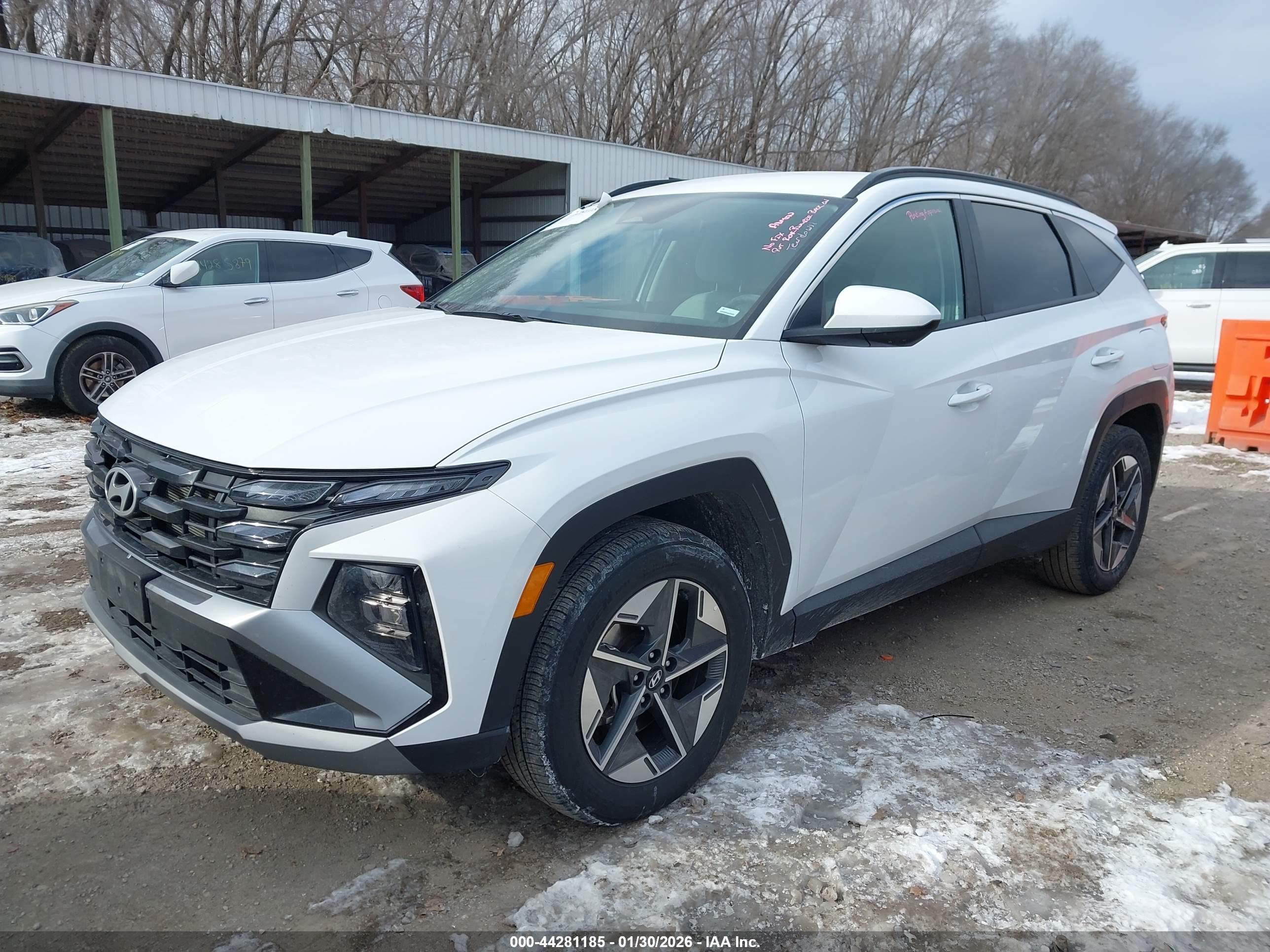 HYUNDAI TUCSON image 2