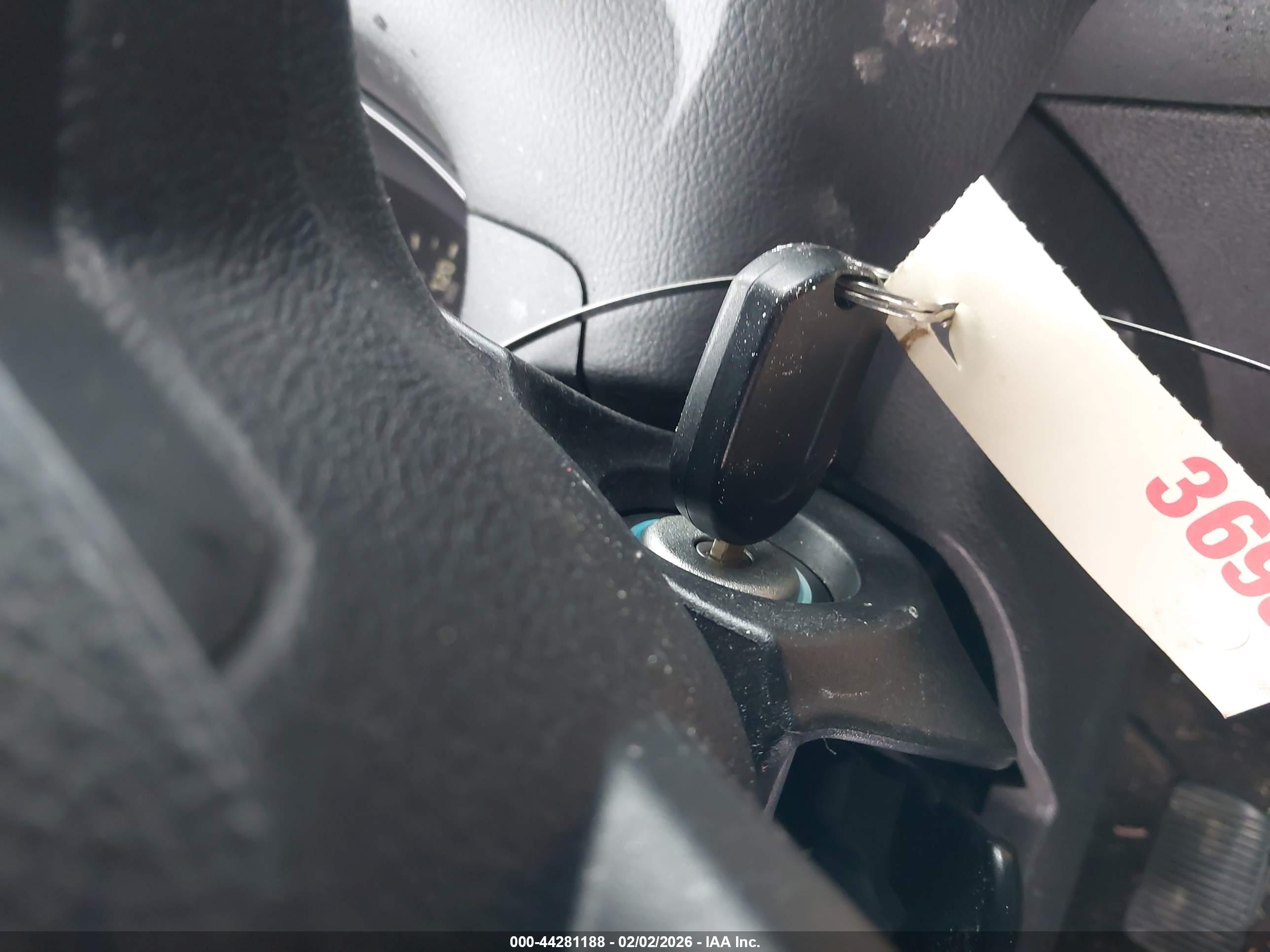 FORD FOCUS image 11