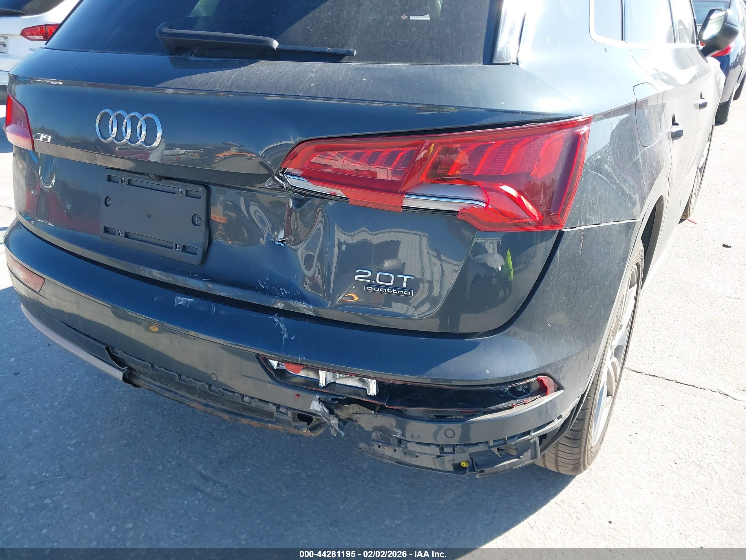 AUDI Q5 image 6