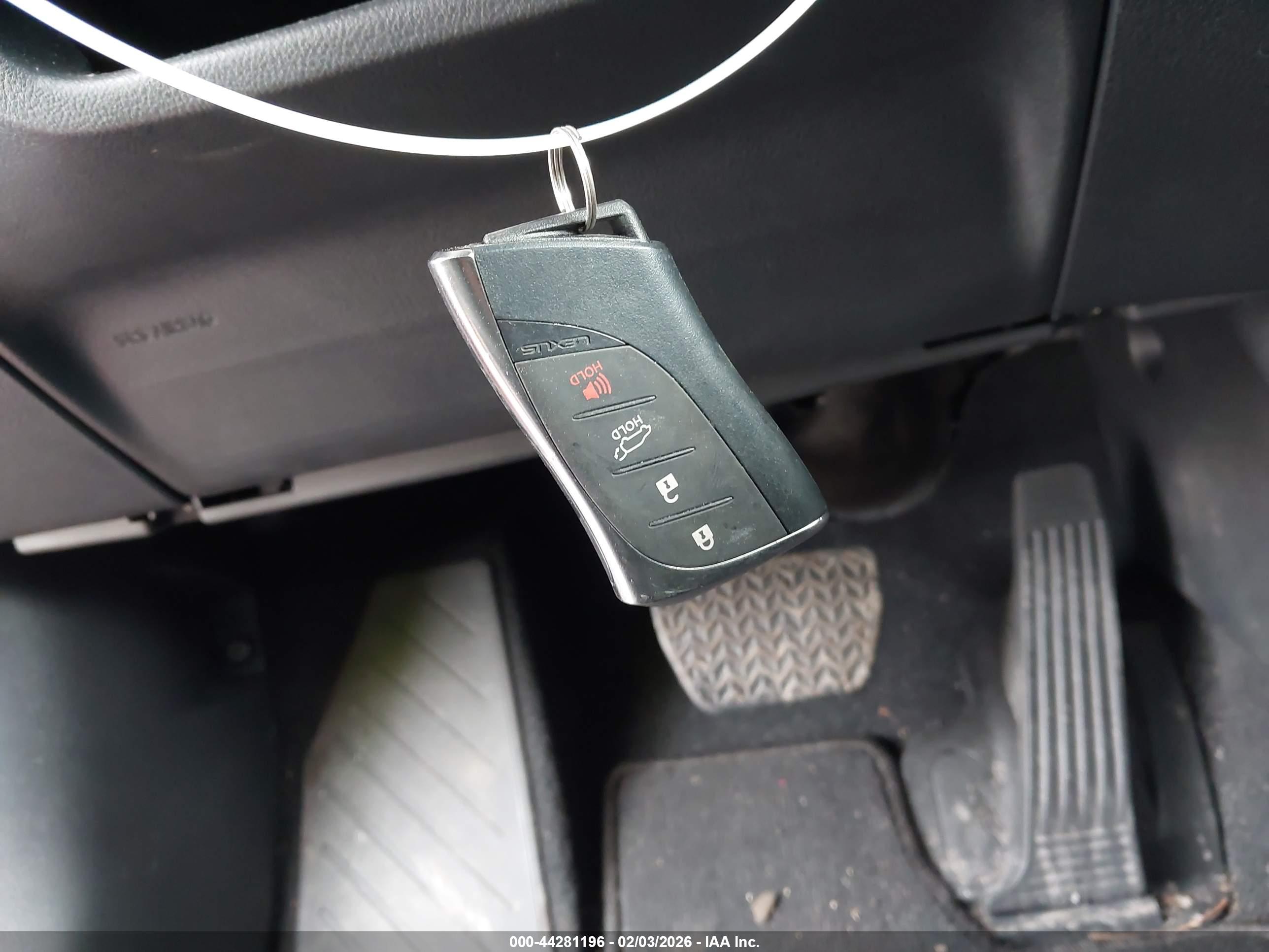 LEXUS RX image 11