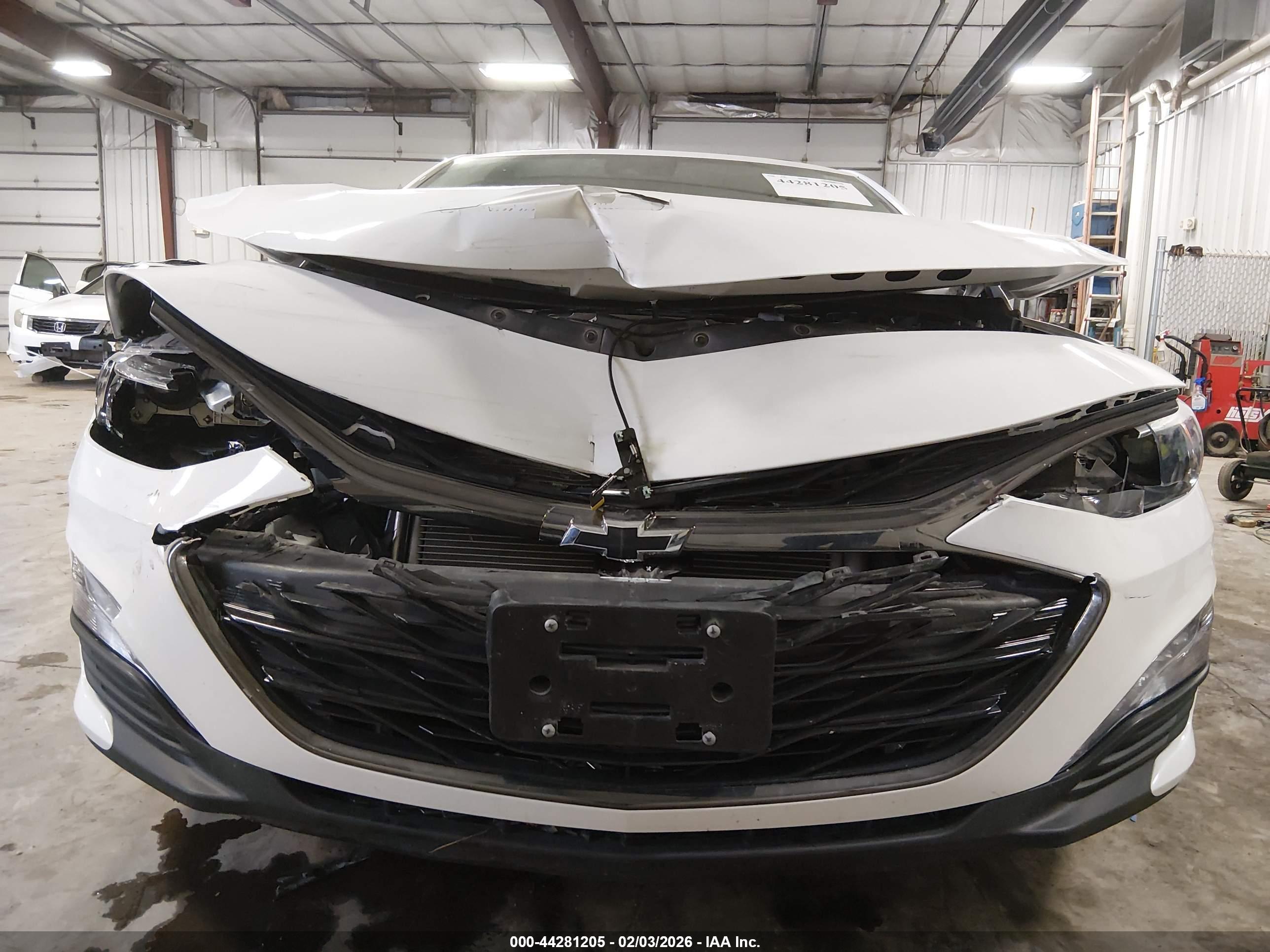 CHEVROLET MALIBU image 6