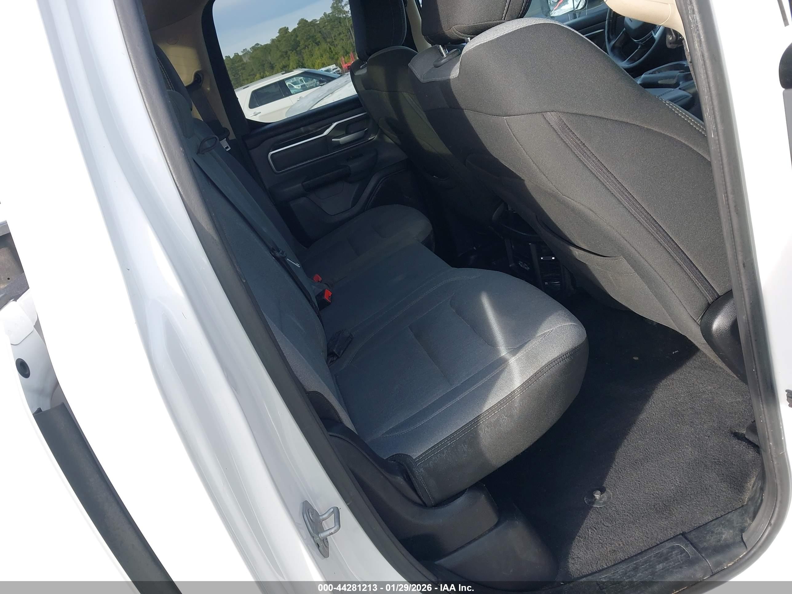 RAM 1500 image 8