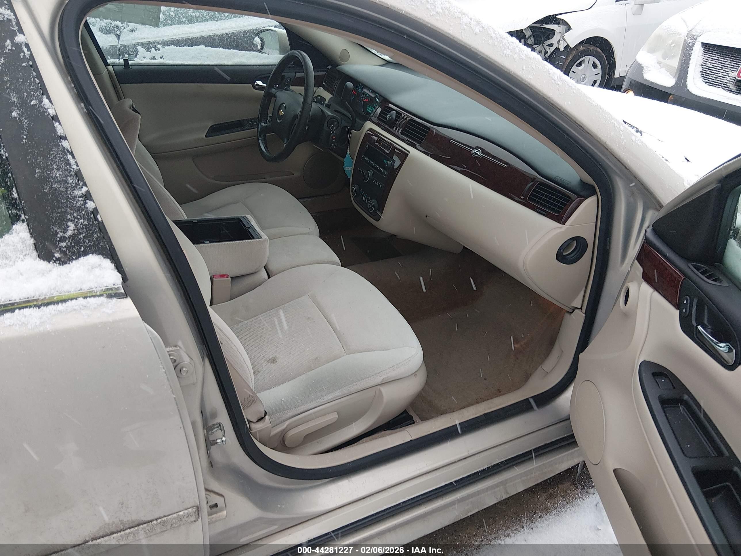 CHEVROLET IMPALA image 5