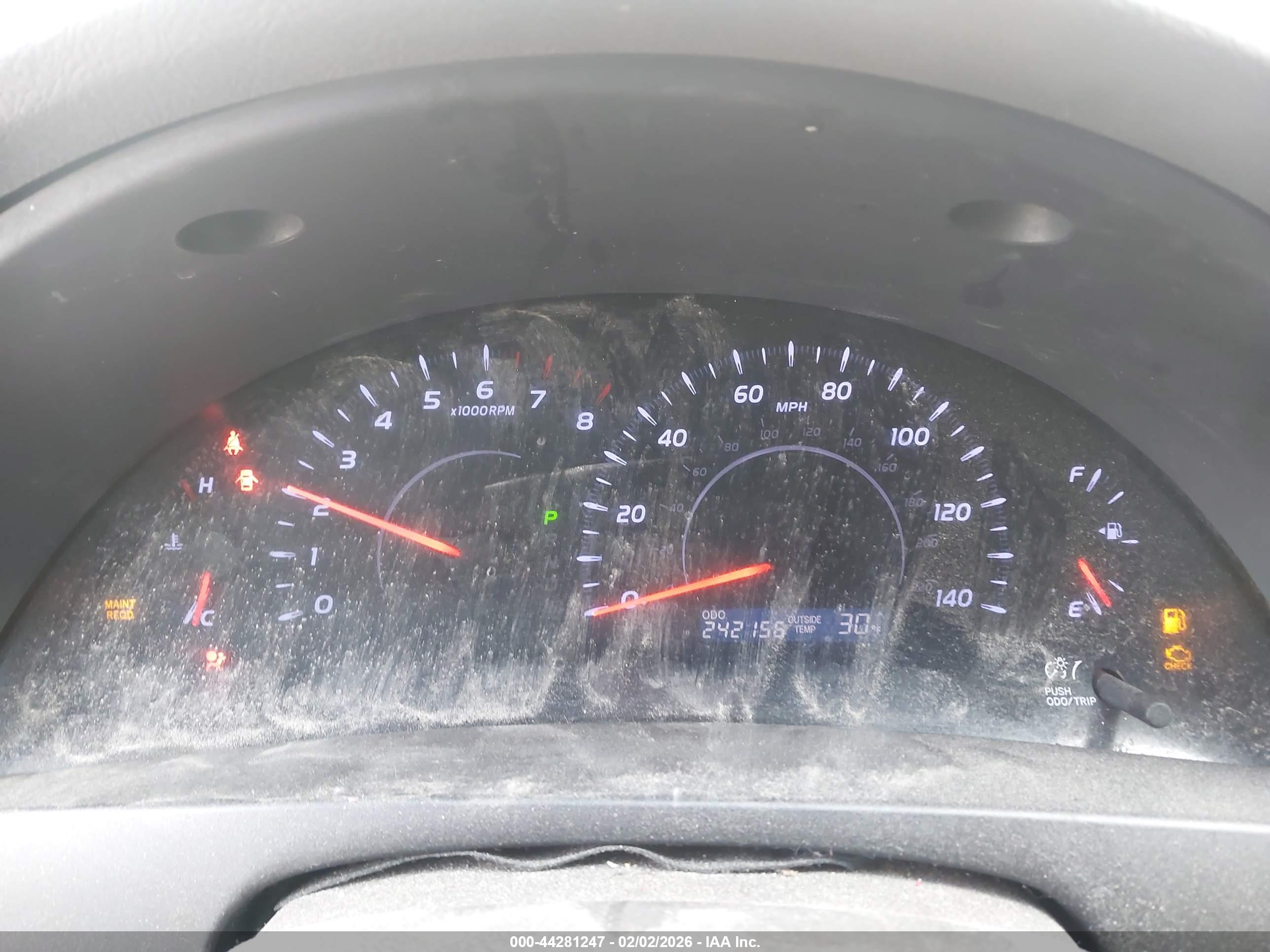 TOYOTA CAMRY image 7