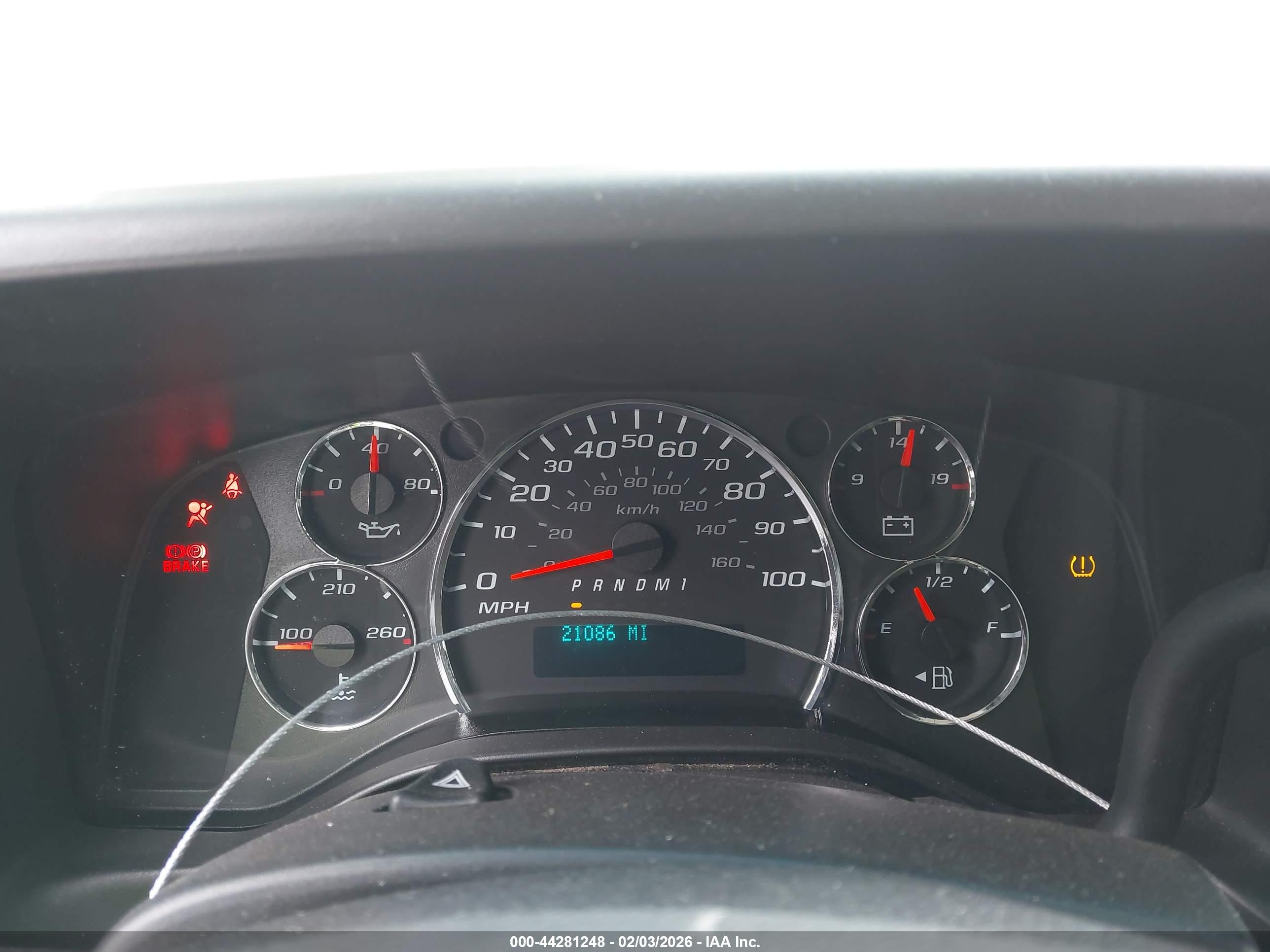 CHEVROLET EXPRESS image 7