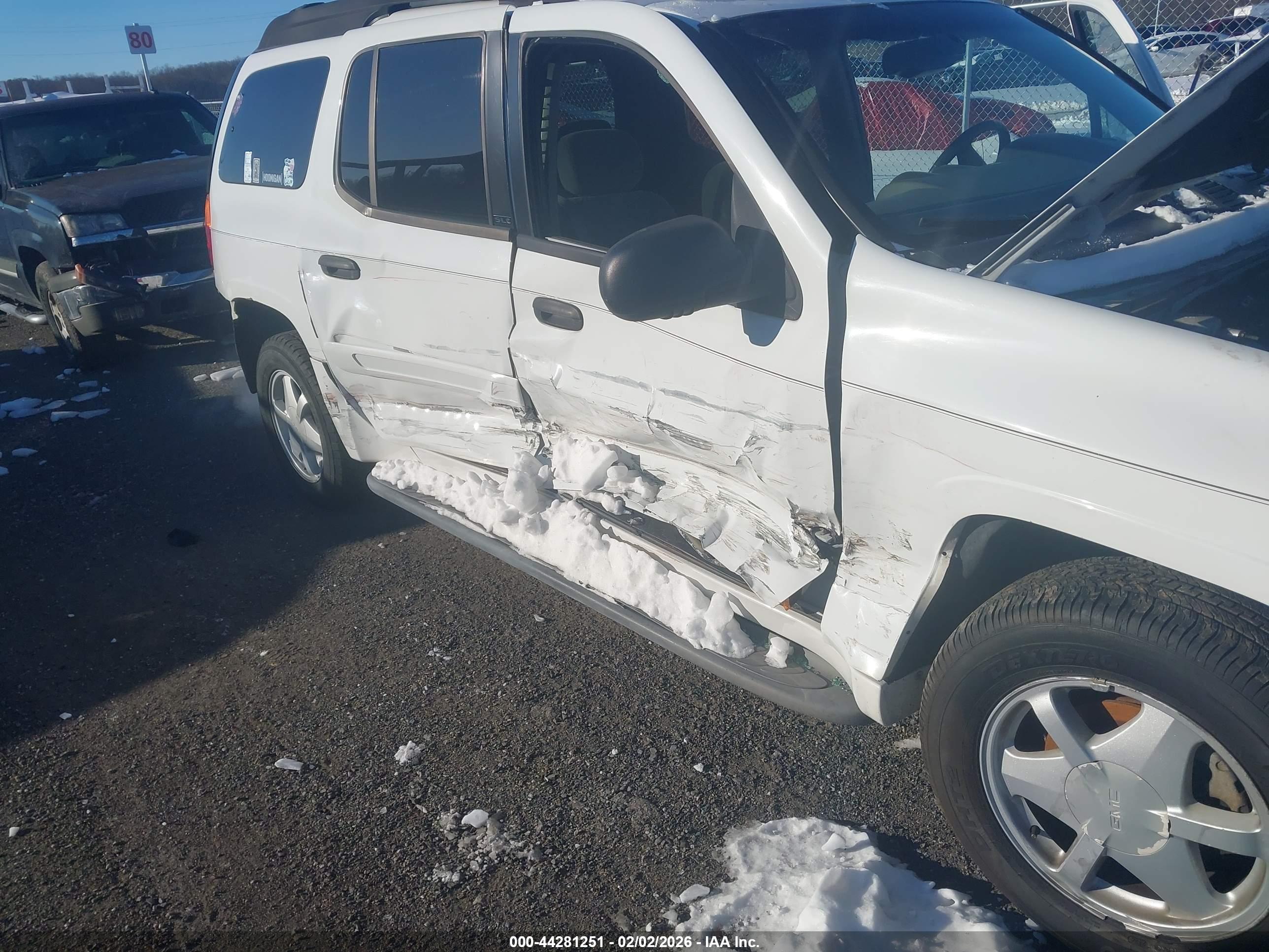 GMC ENVOY image 6