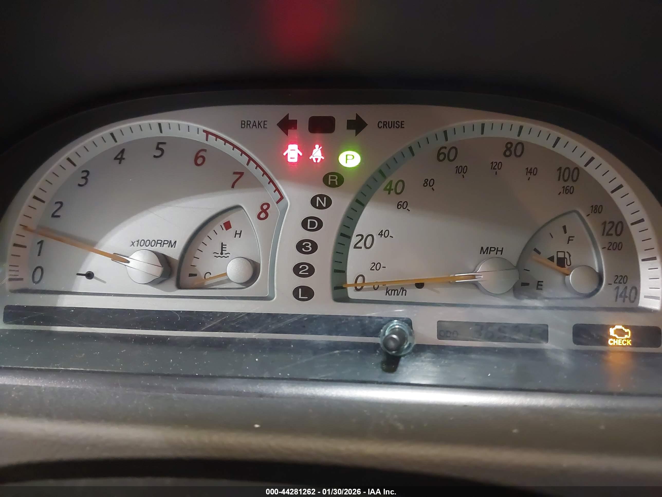 TOYOTA CAMRY image 7