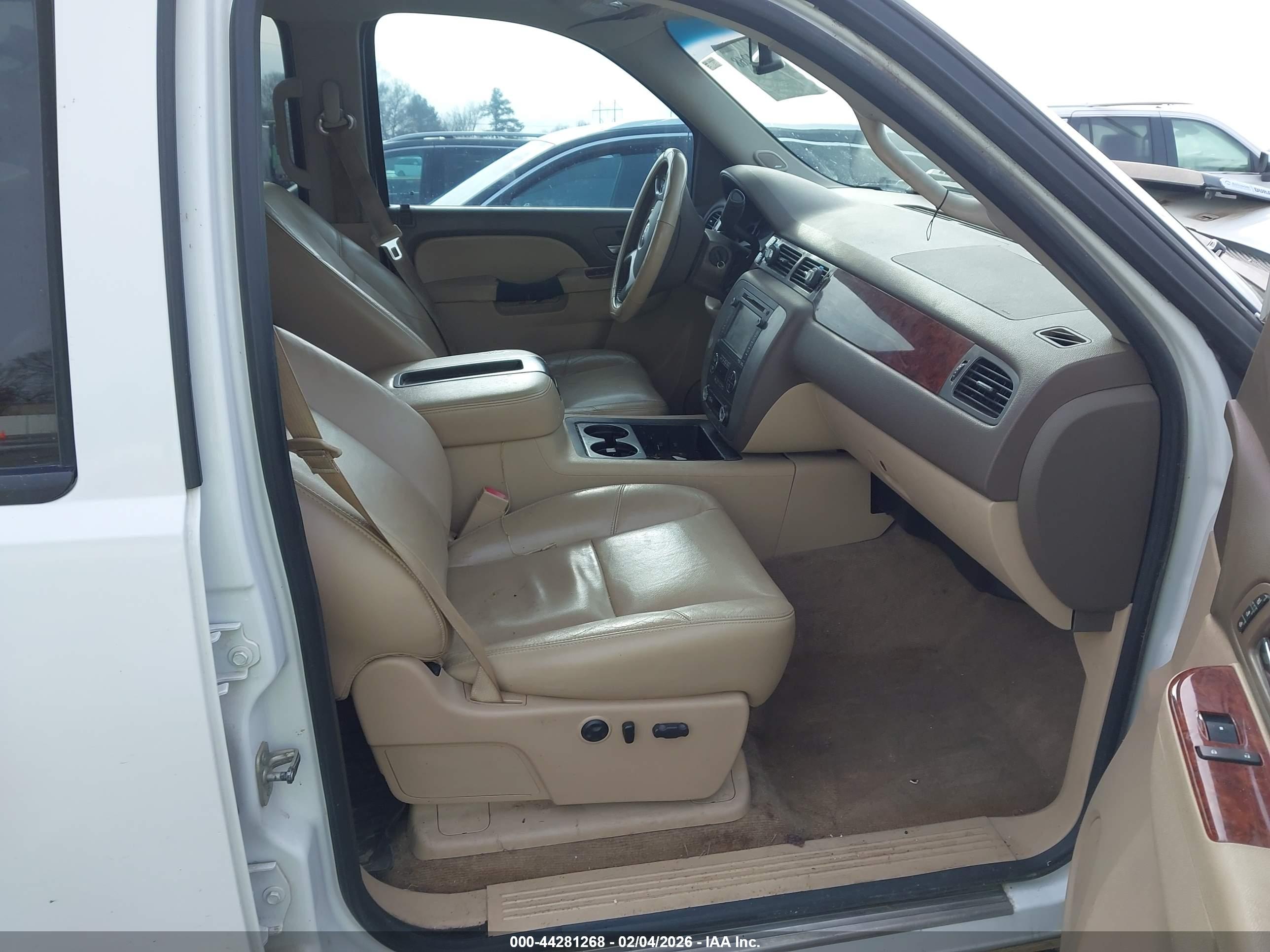 GMC SIERRA image 5