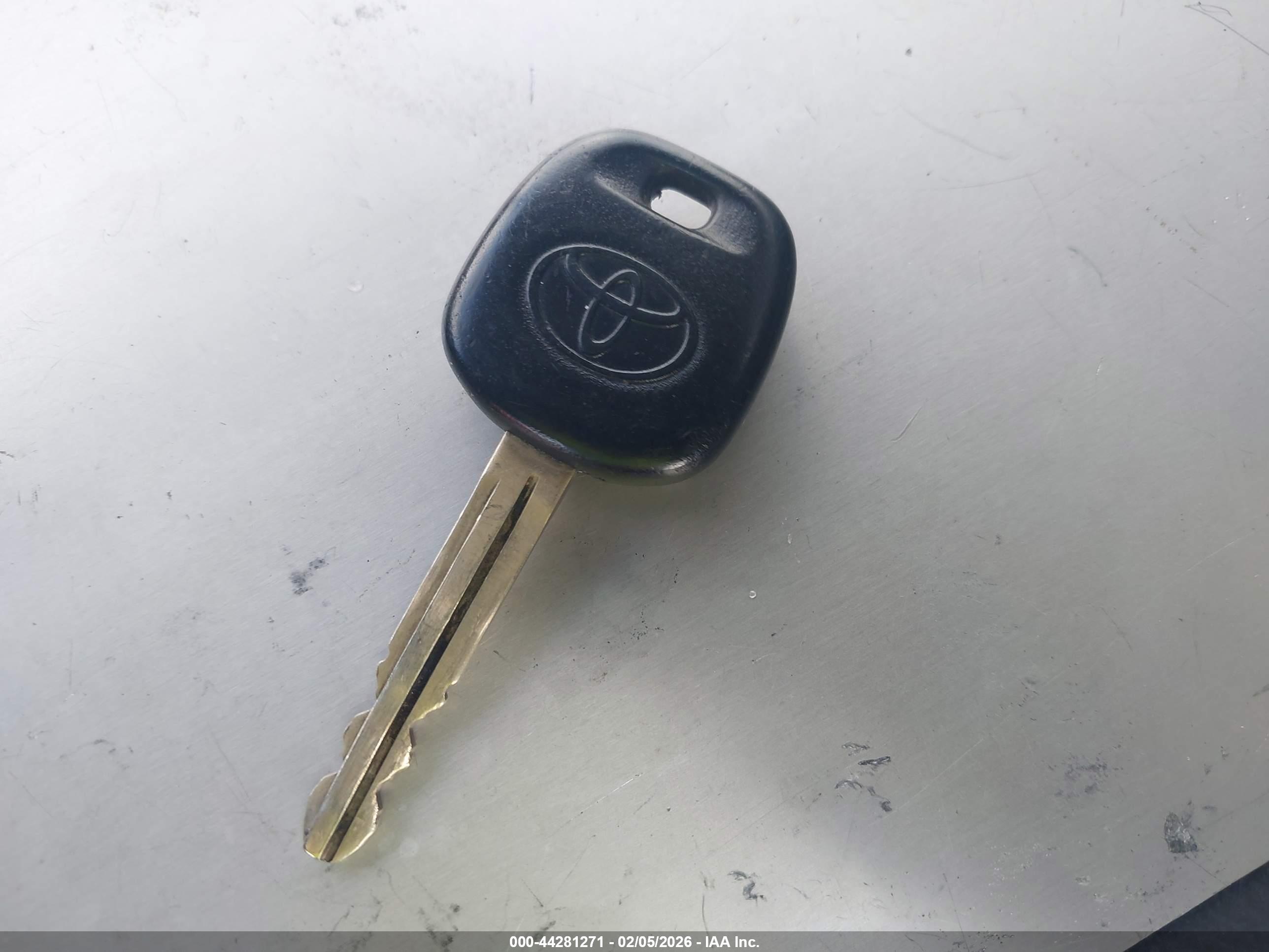 TOYOTA COROLLA image 11