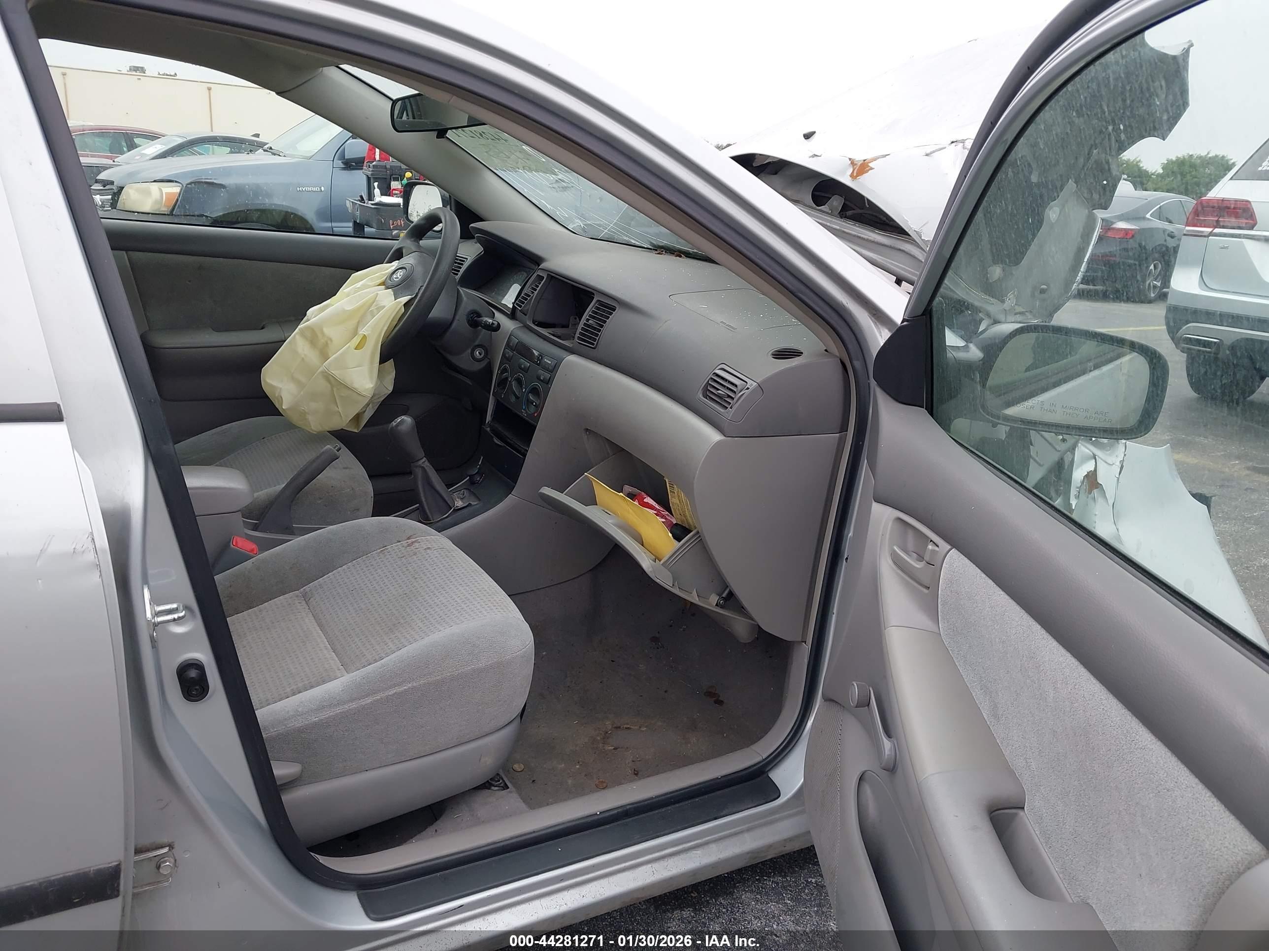TOYOTA COROLLA image 5