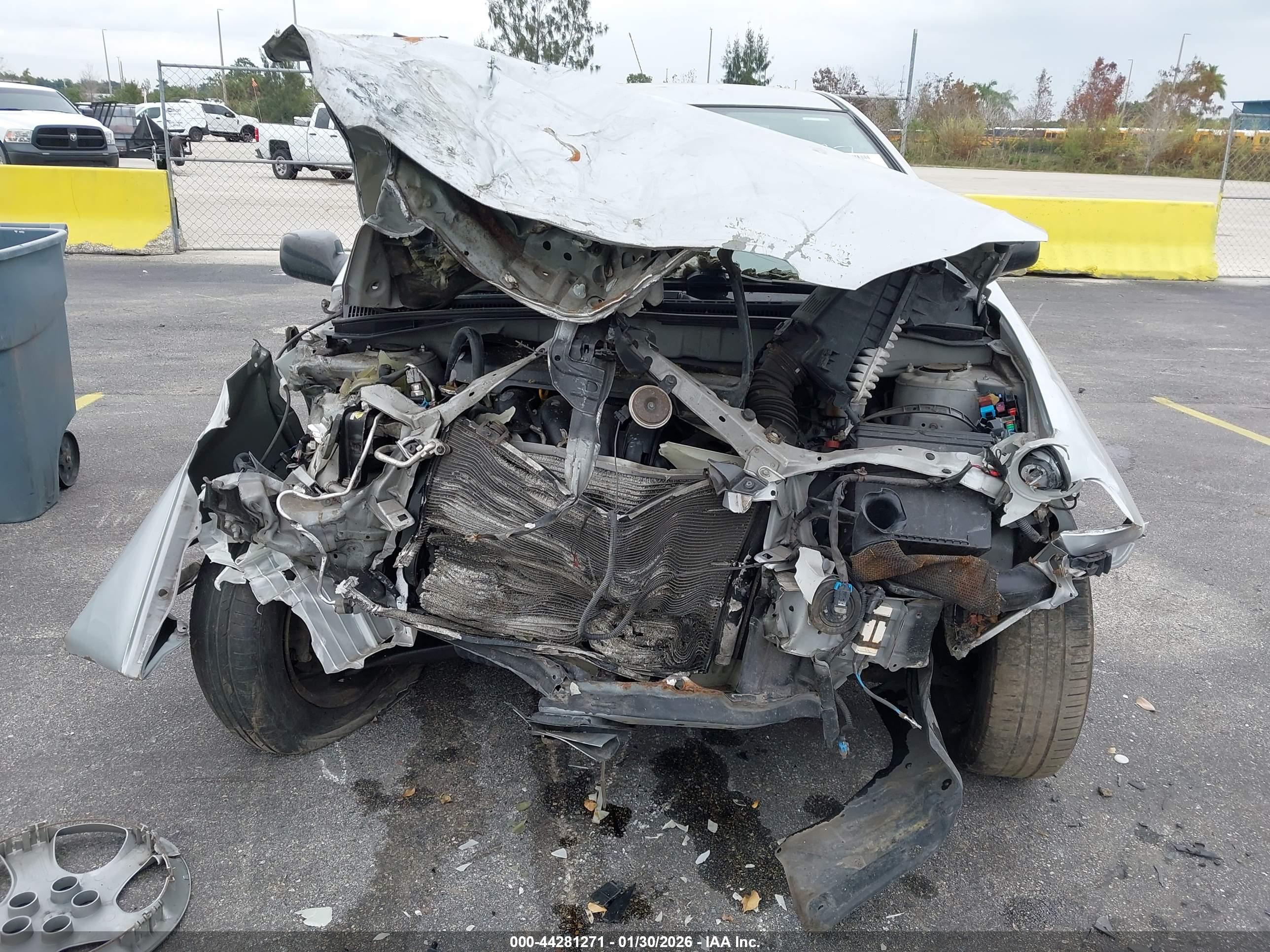 TOYOTA COROLLA image 6