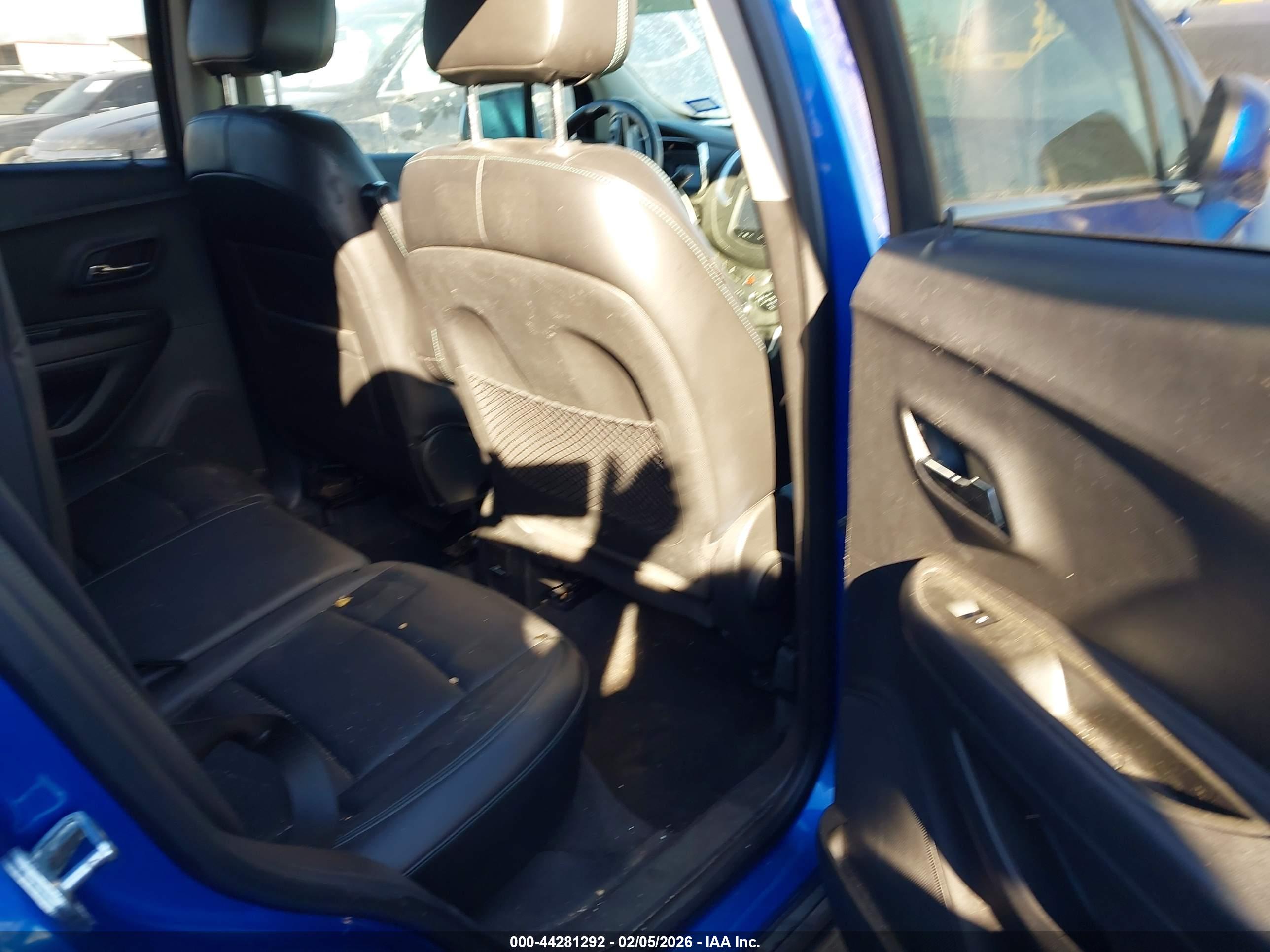 CHEVROLET TRAX image 8