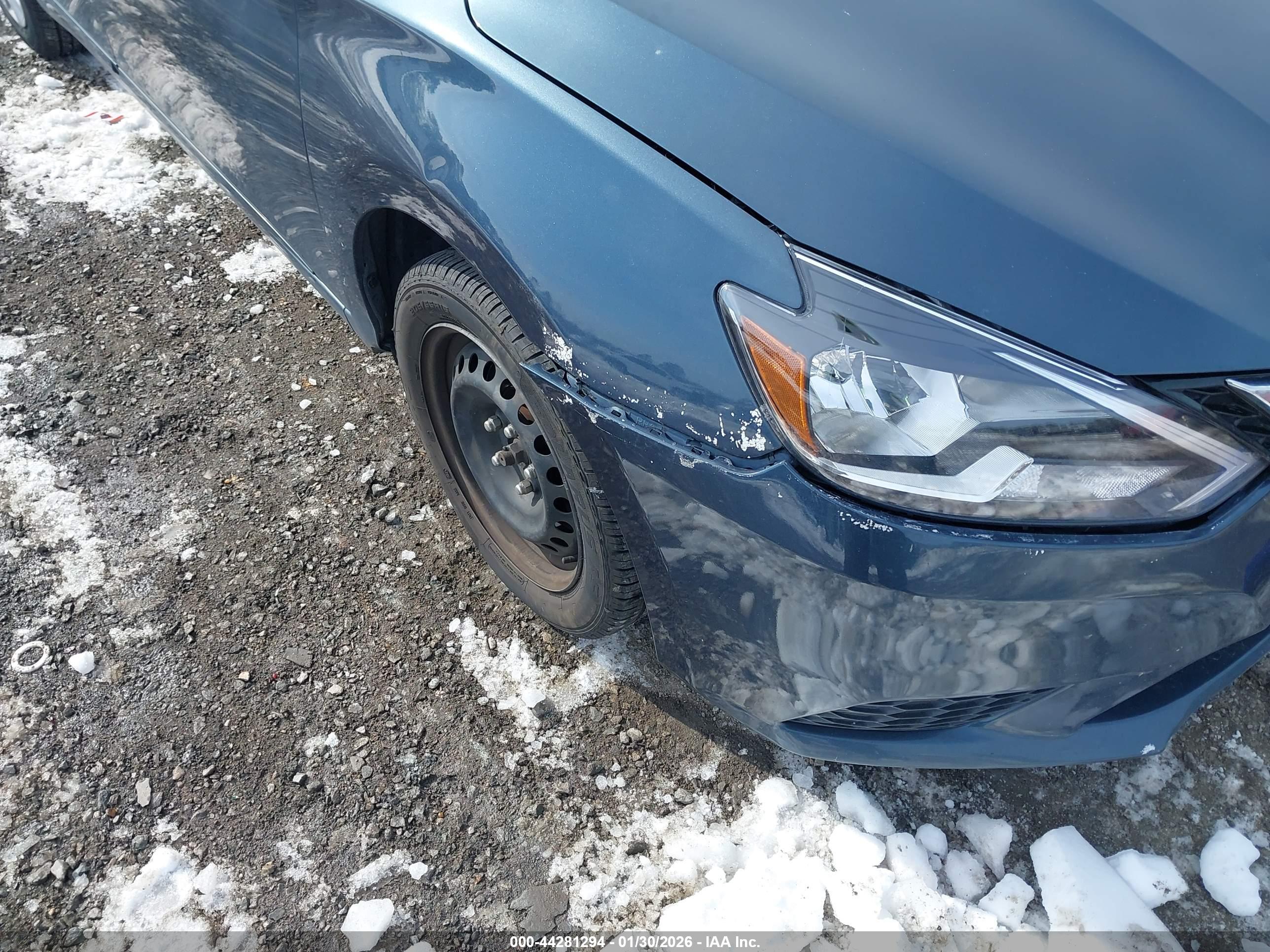 NISSAN SENTRA image 6