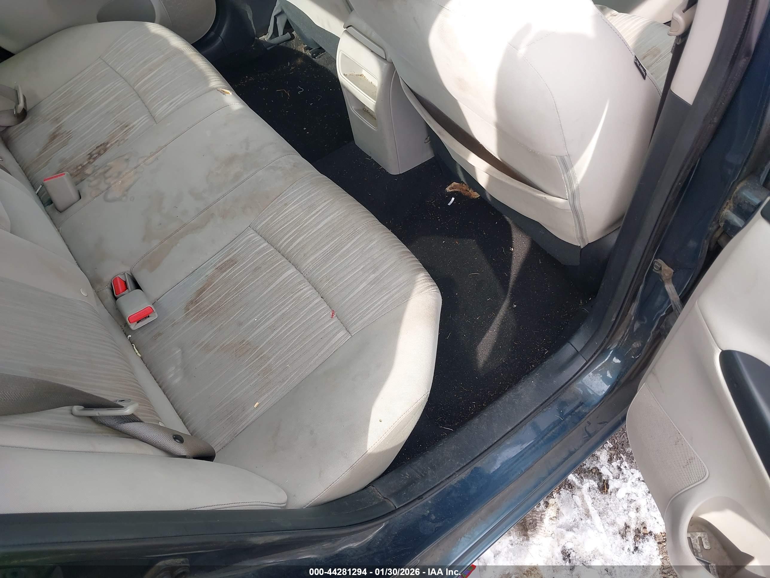 NISSAN SENTRA image 8