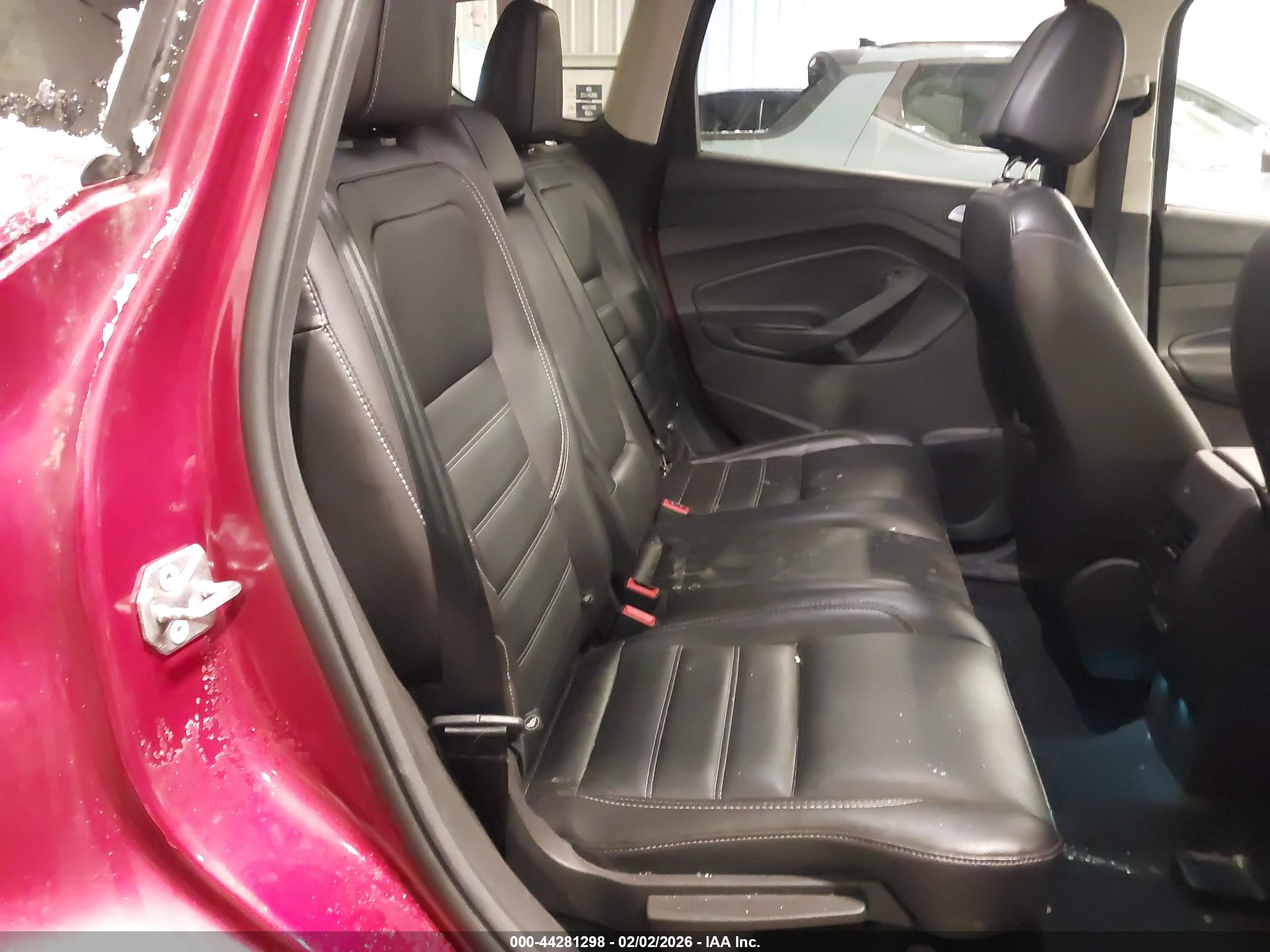 FORD ESCAPE image 8