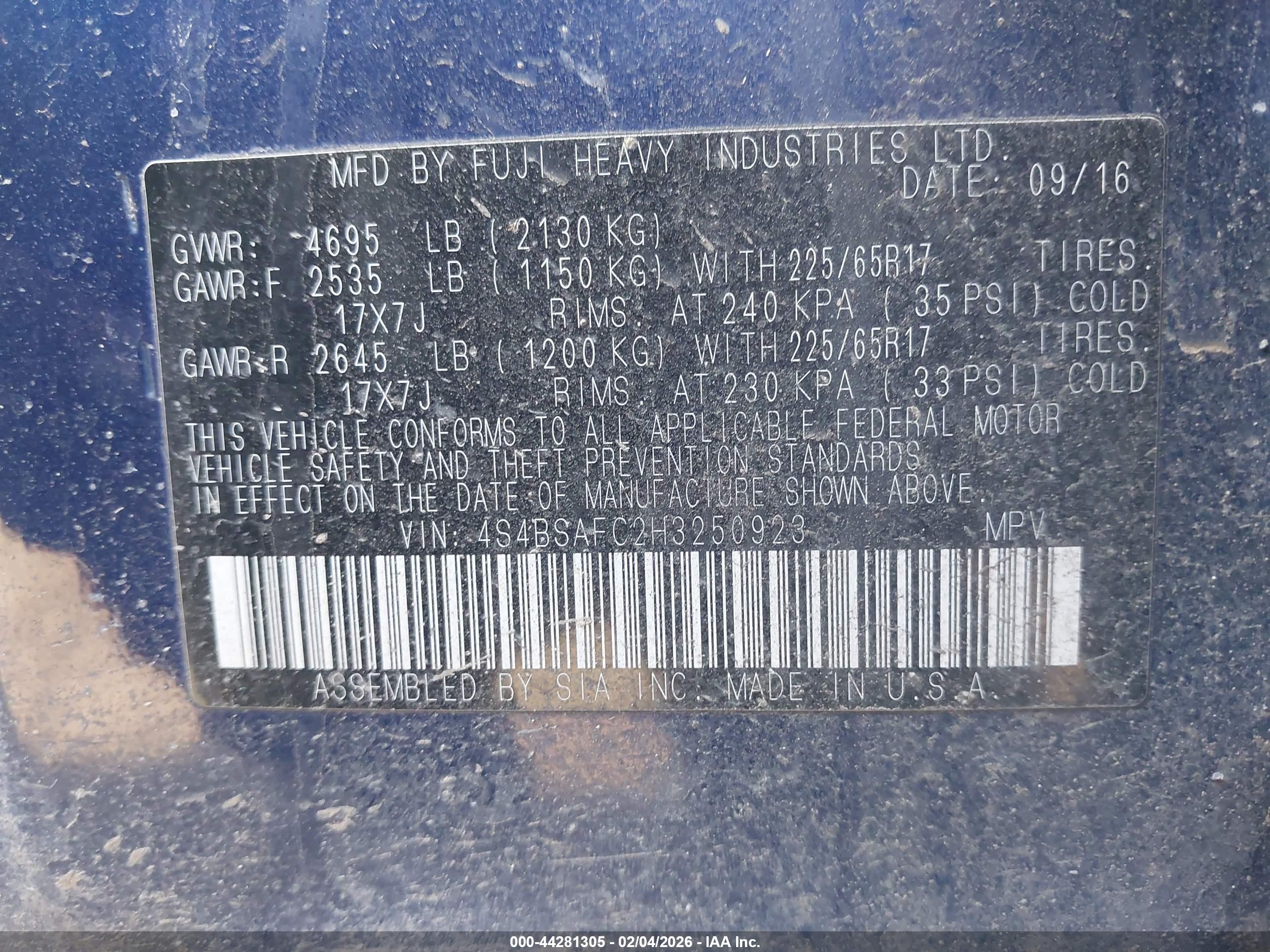 SUBARU OUTBACK image 9