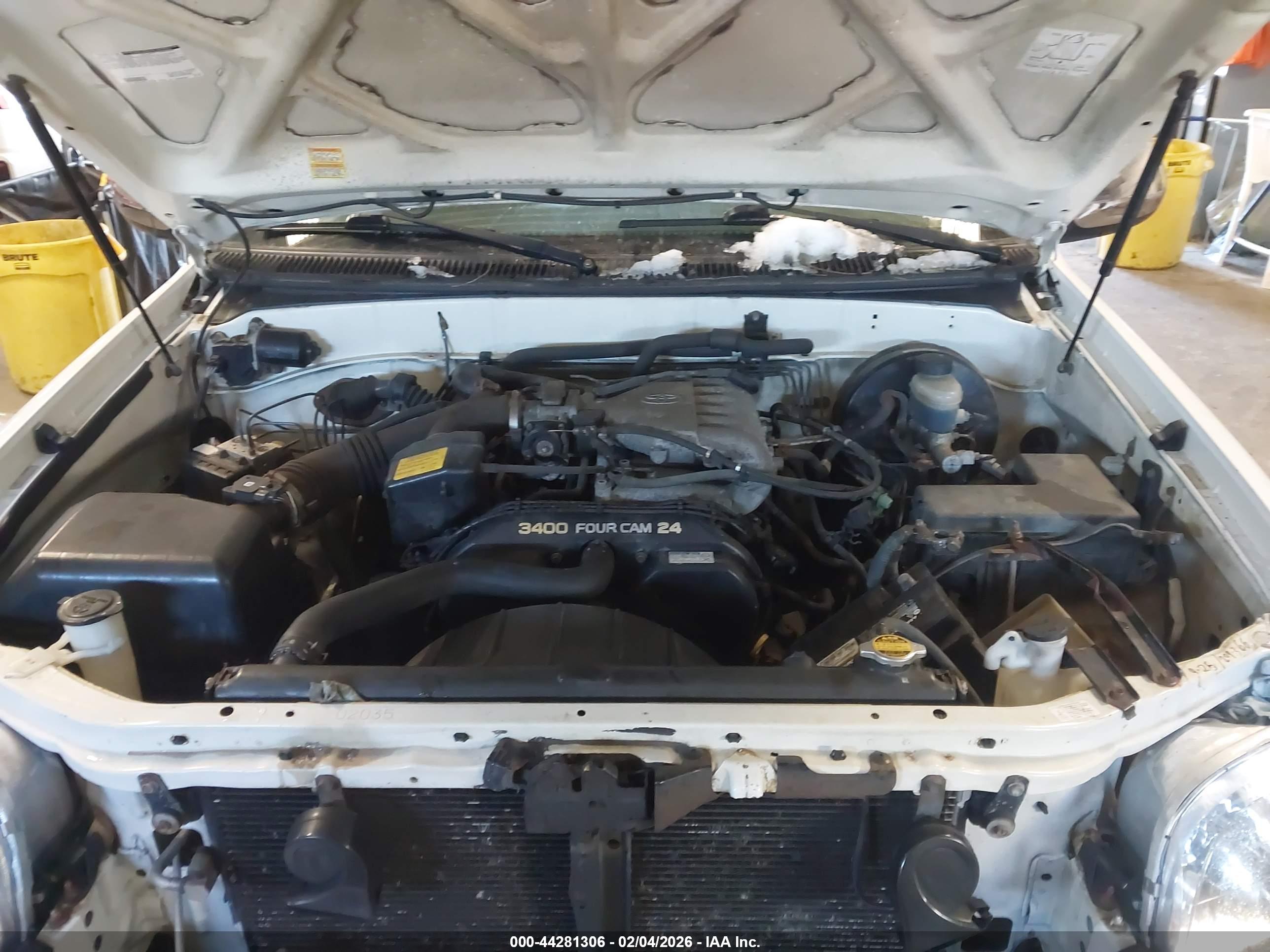 TOYOTA TUNDRA image 10
