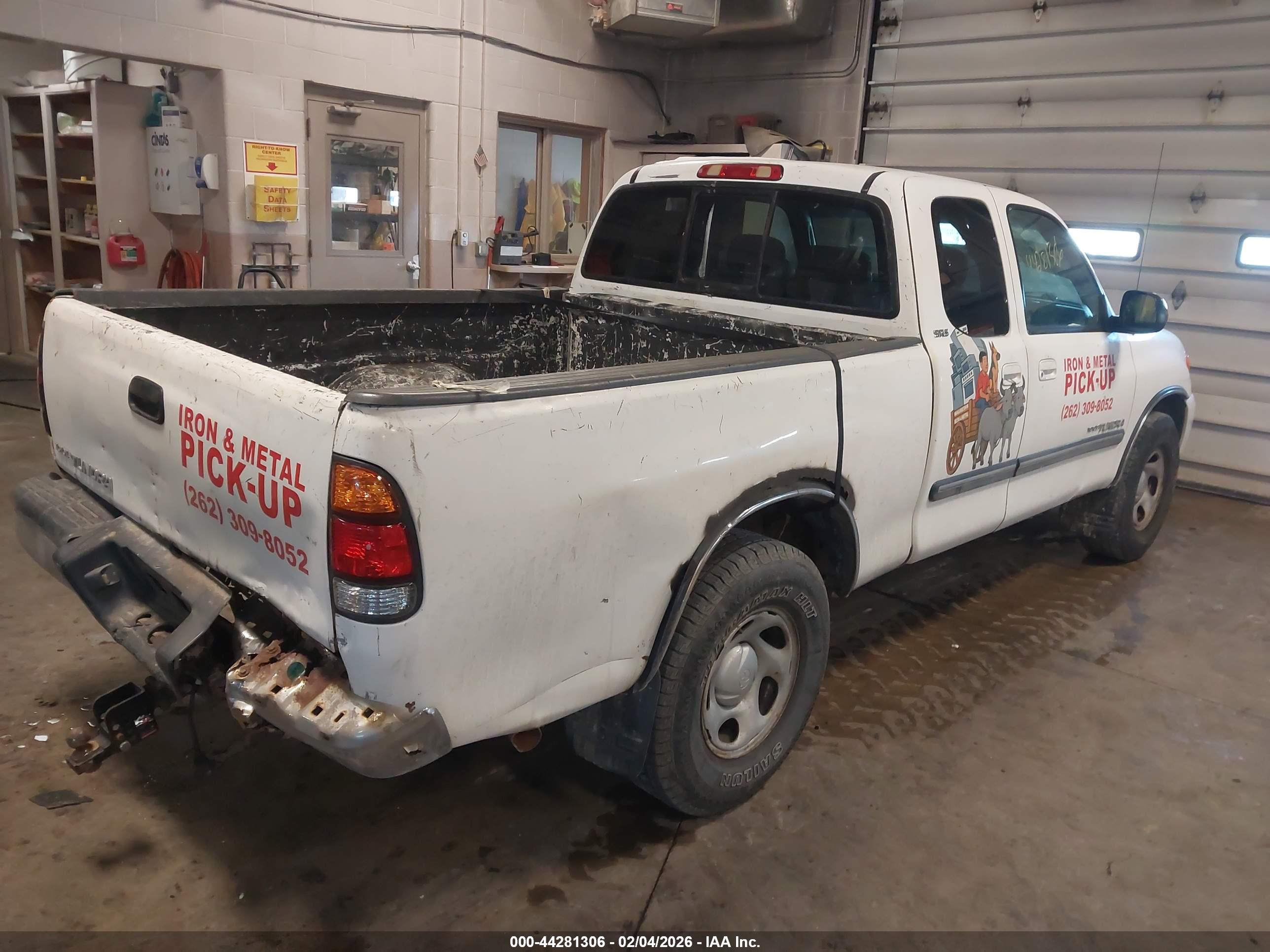 TOYOTA TUNDRA image 4