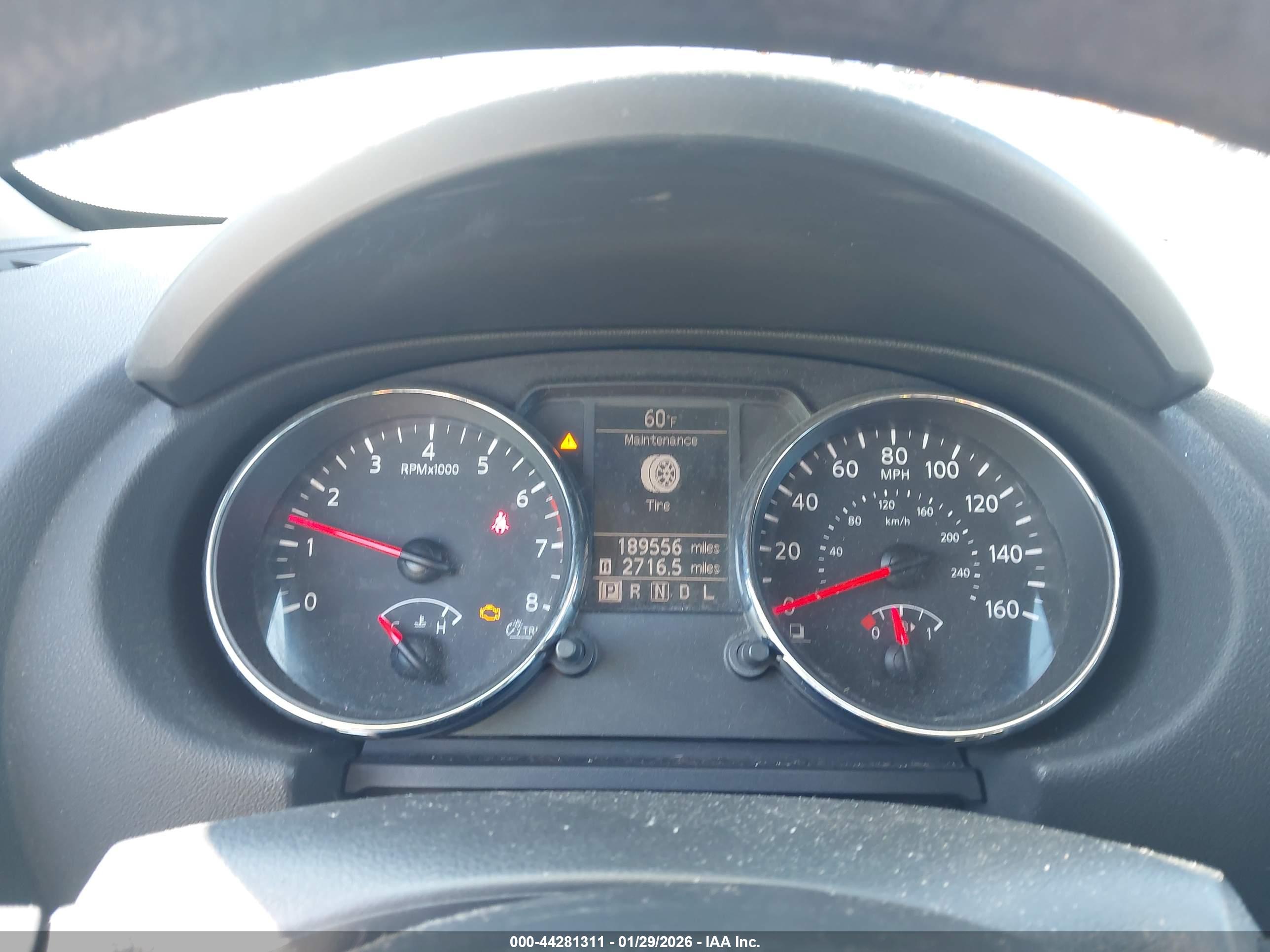 NISSAN ROGUE image 7