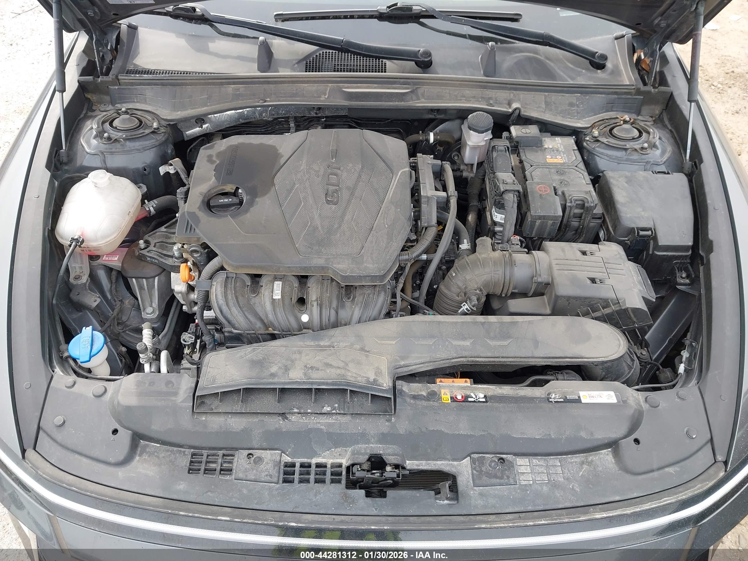 HYUNDAI SONATA image 10