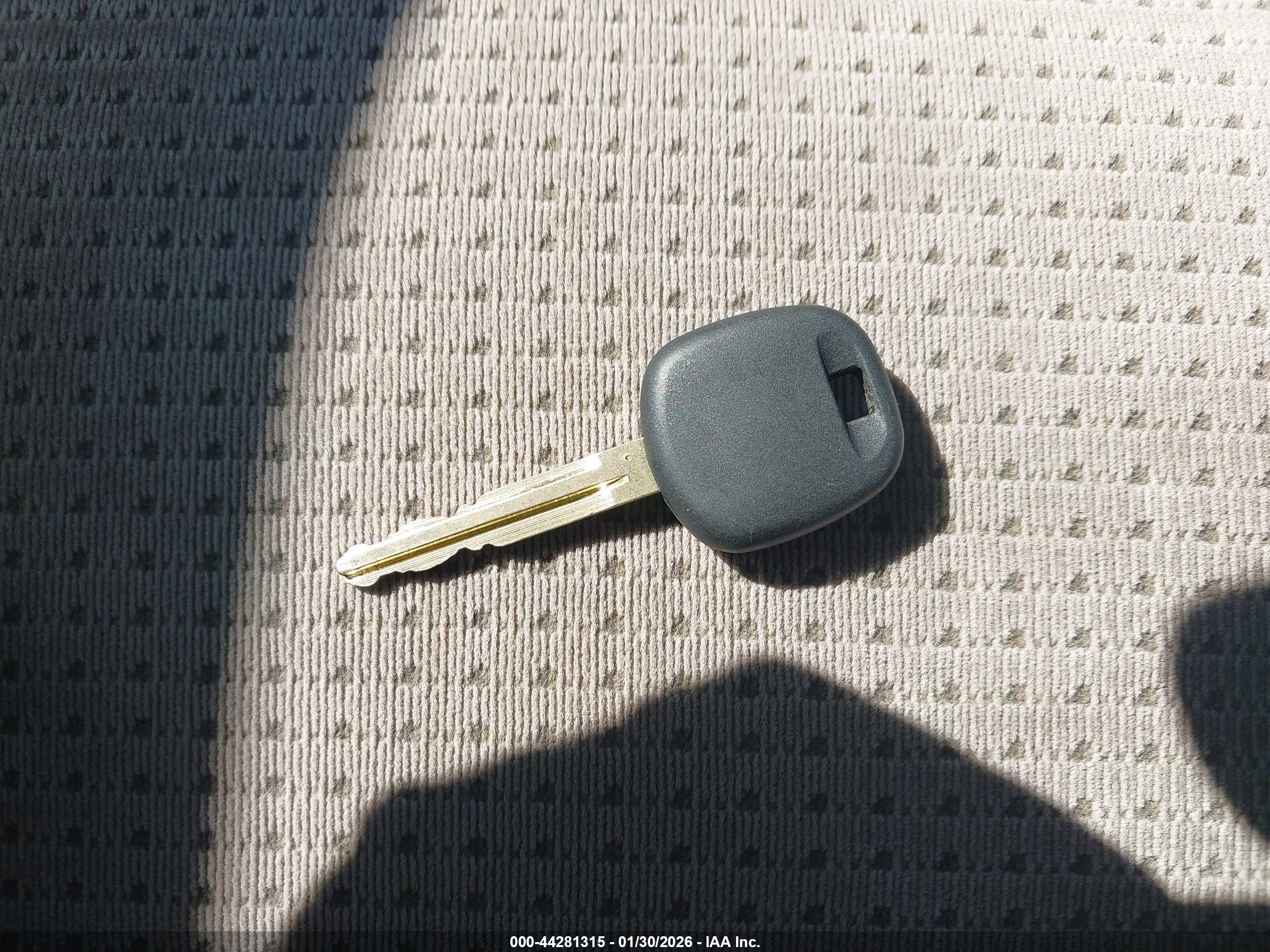 TOYOTA SIENNA image 11