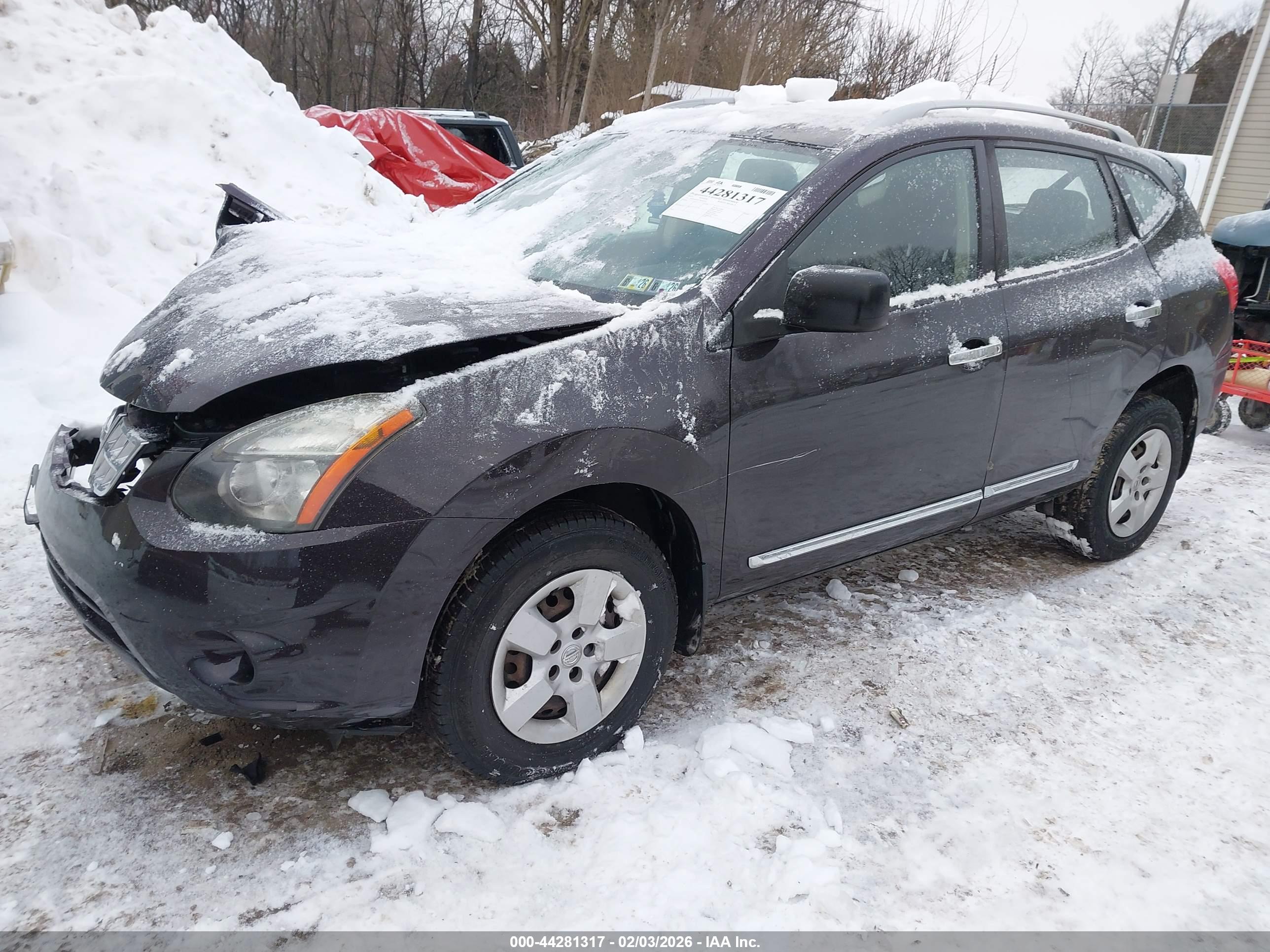 NISSAN ROGUE image 2
