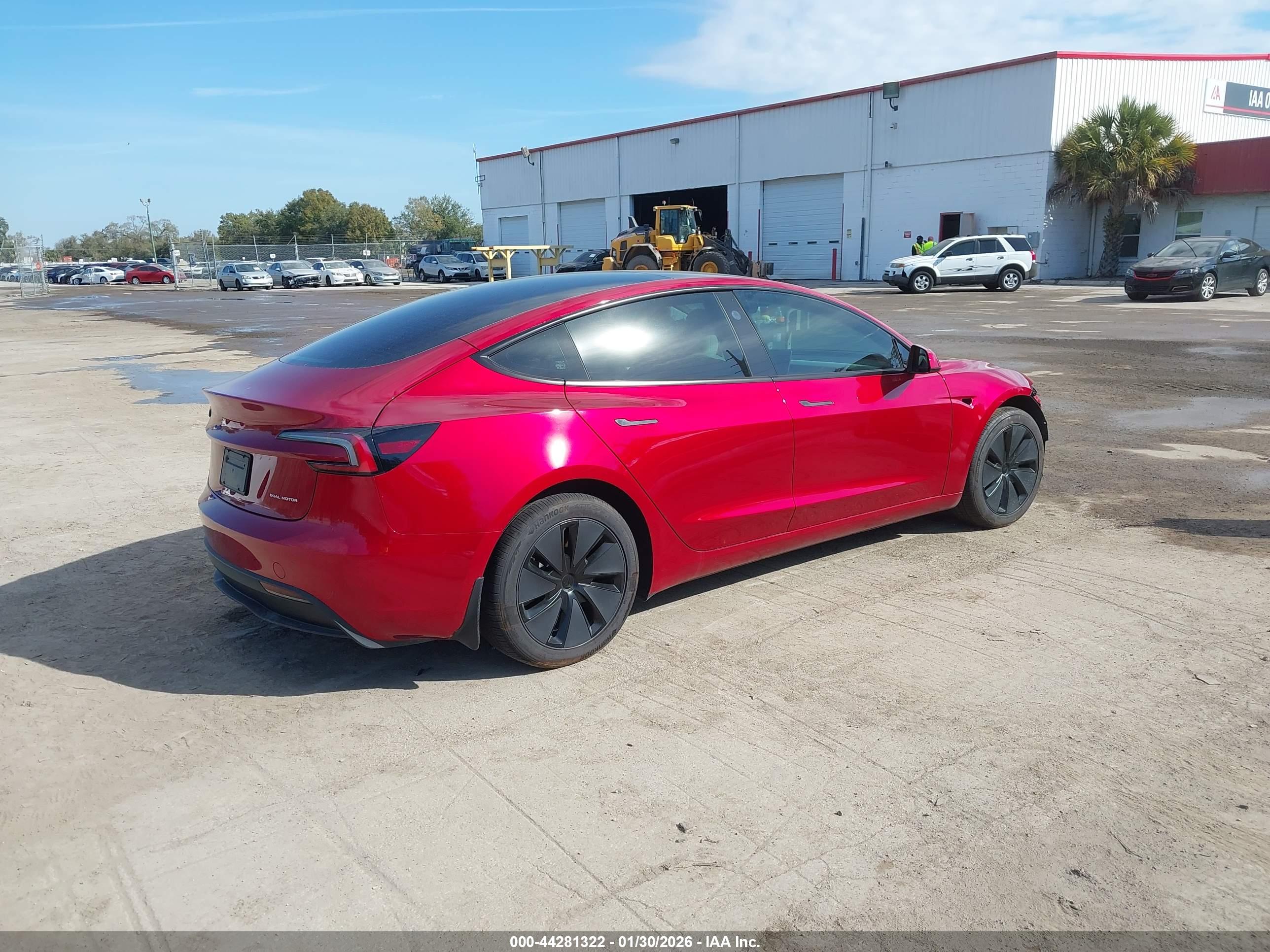 TESLA MODEL image 4