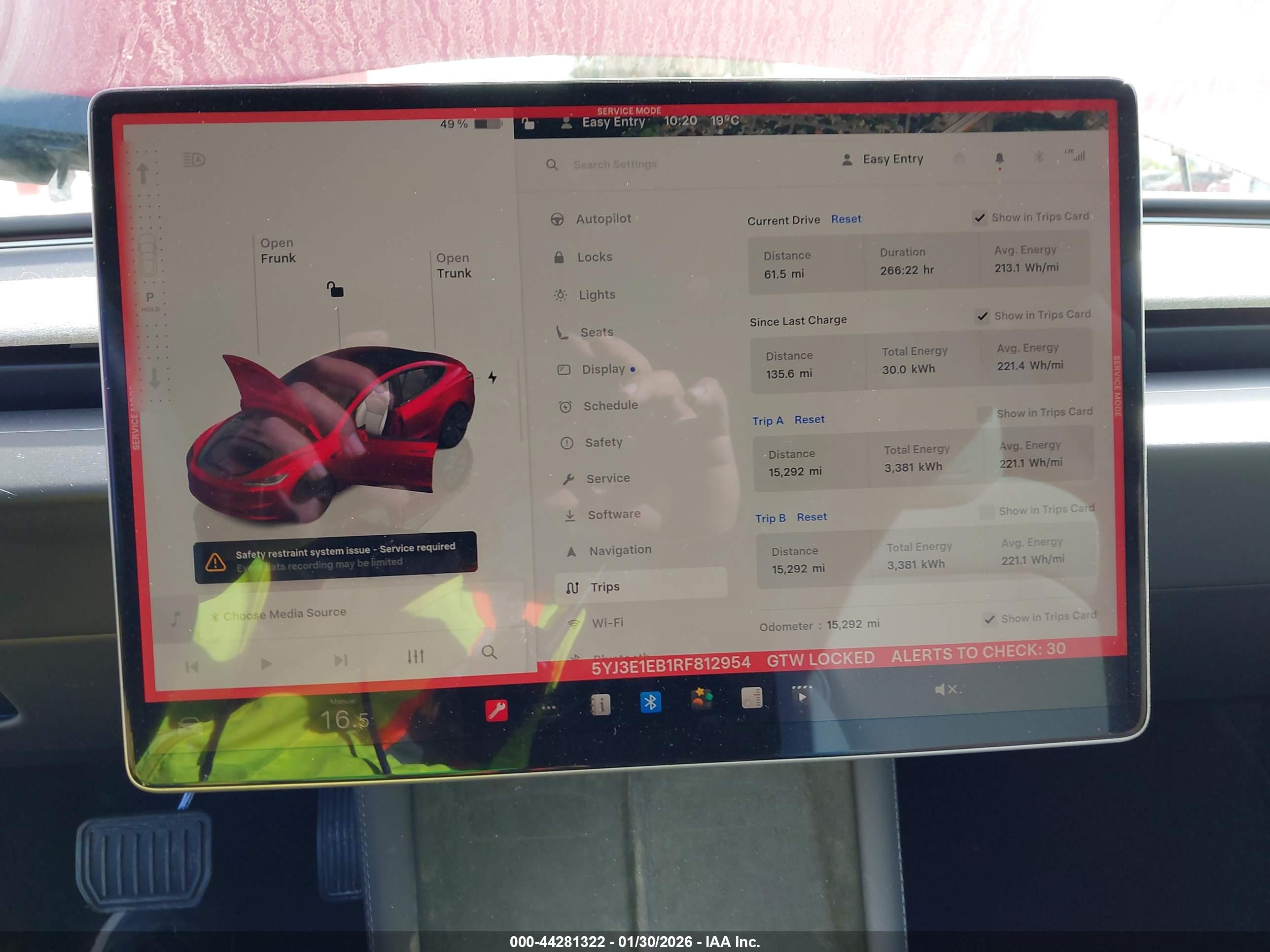 TESLA MODEL image 7