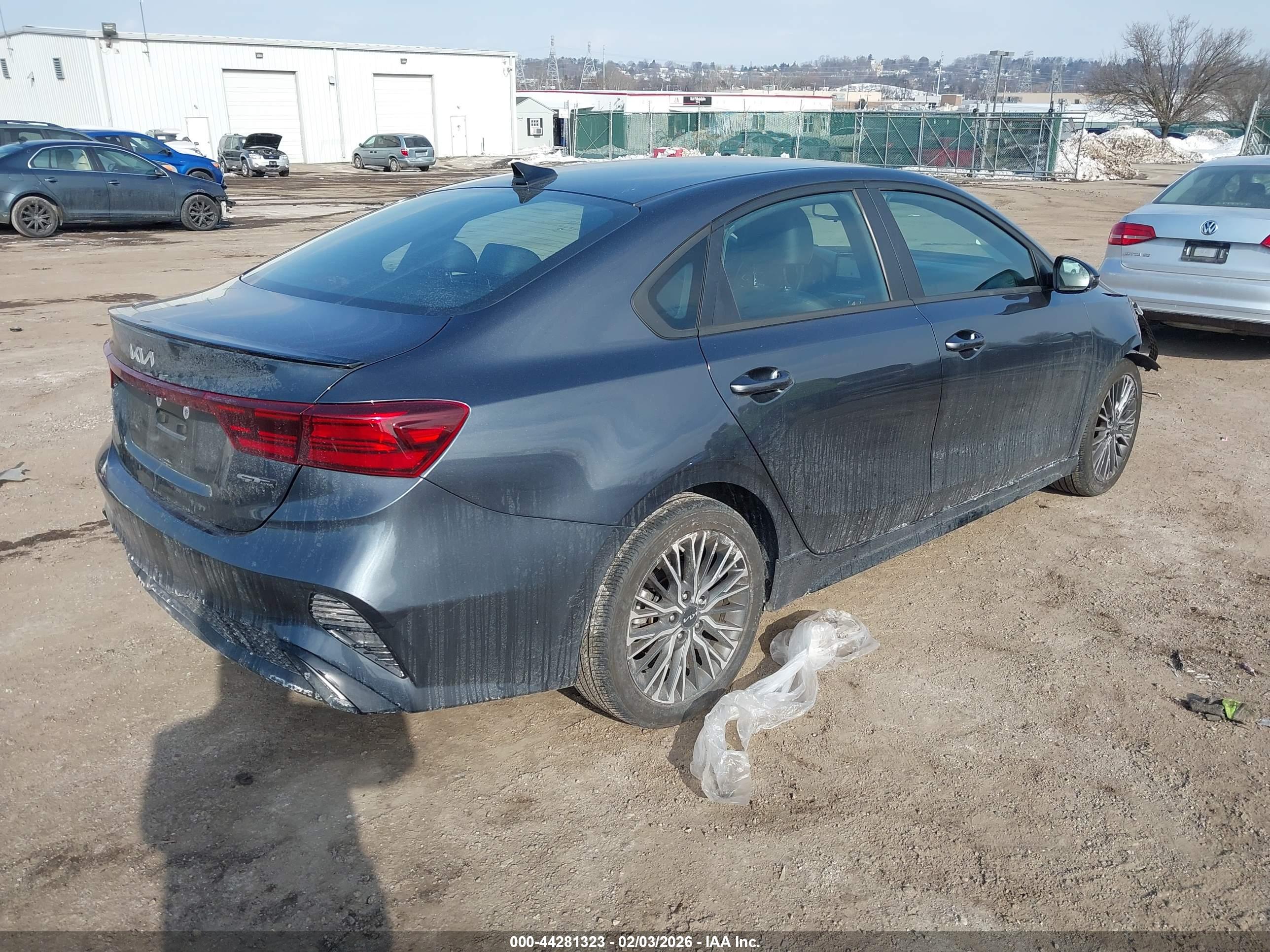 KIA FORTE image 4