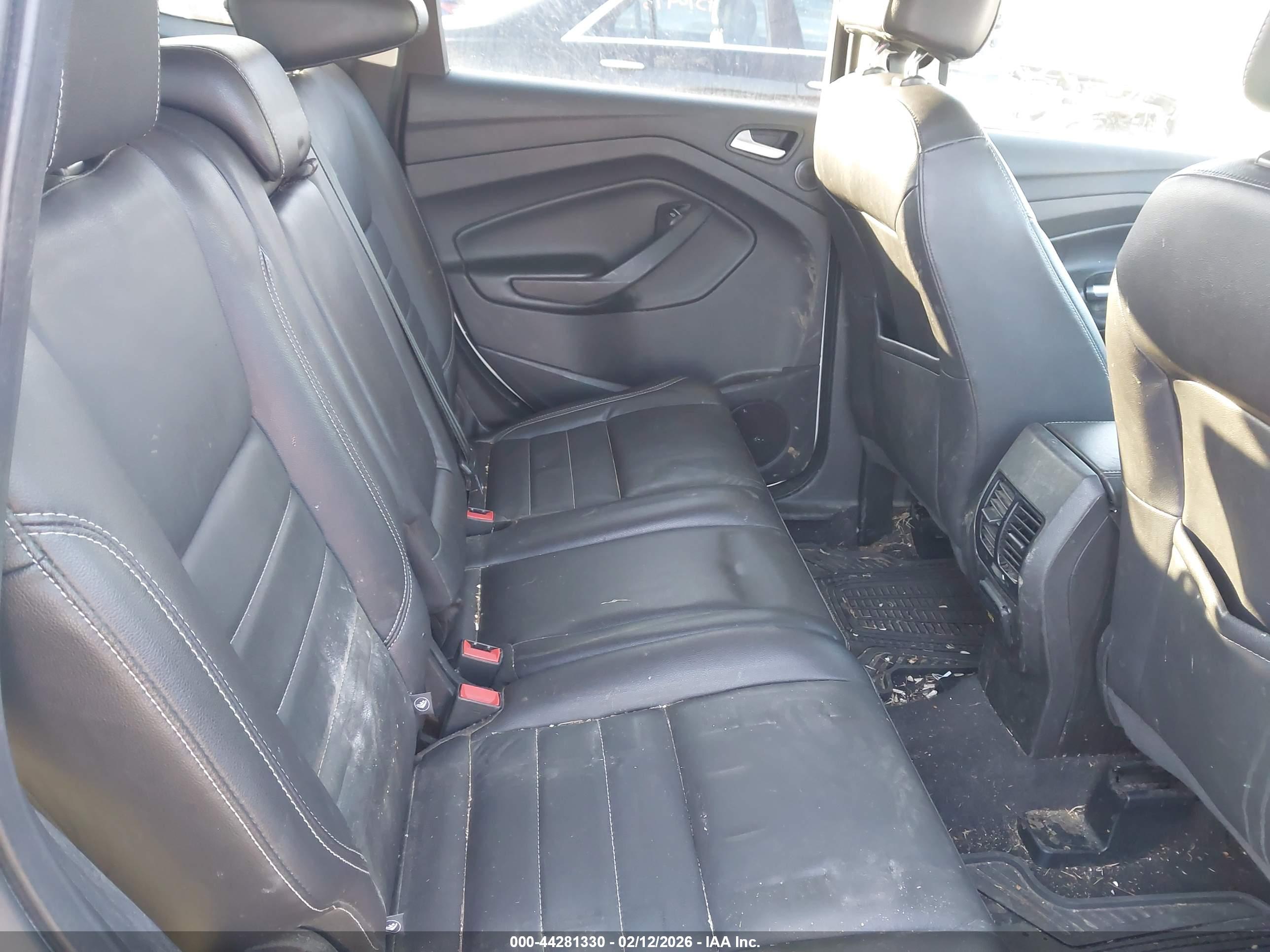 FORD ESCAPE image 8