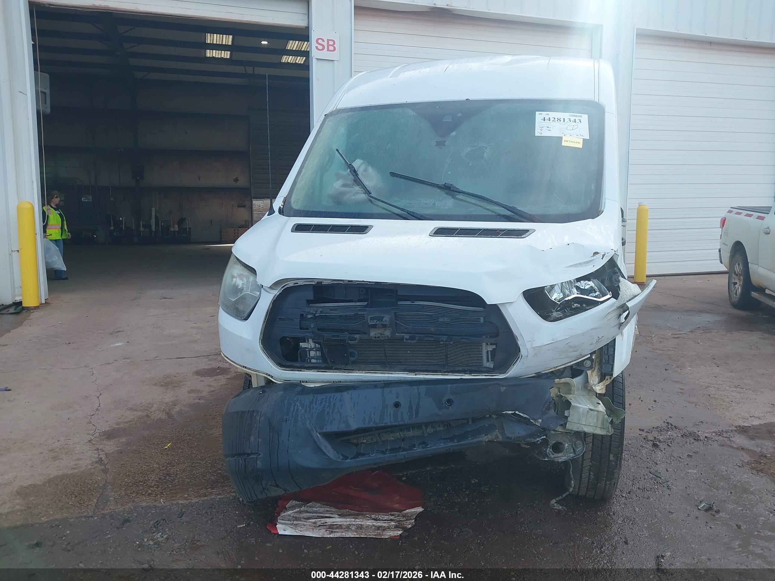 FORD TRANSIT-250 image 6