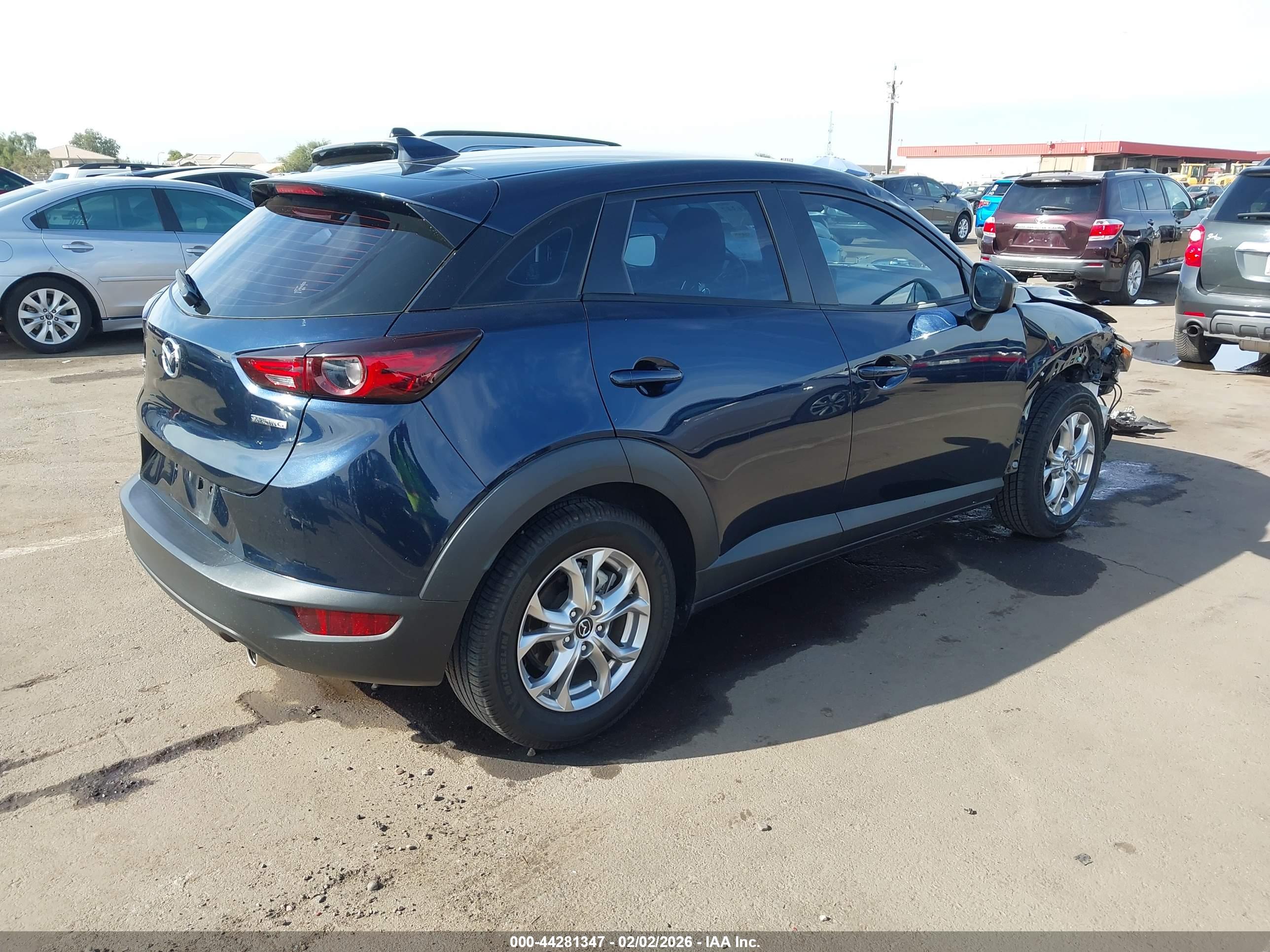 MAZDA CX-3 image 4