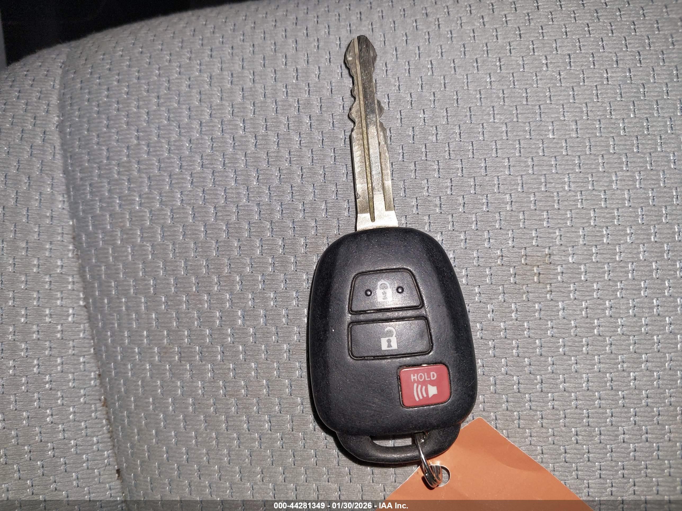 TOYOTA PRIUS image 11