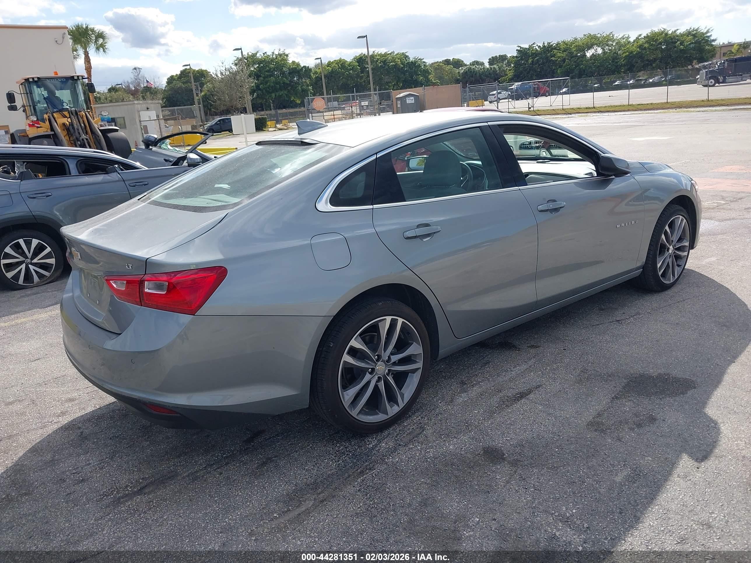 CHEVROLET MALIBU image 4